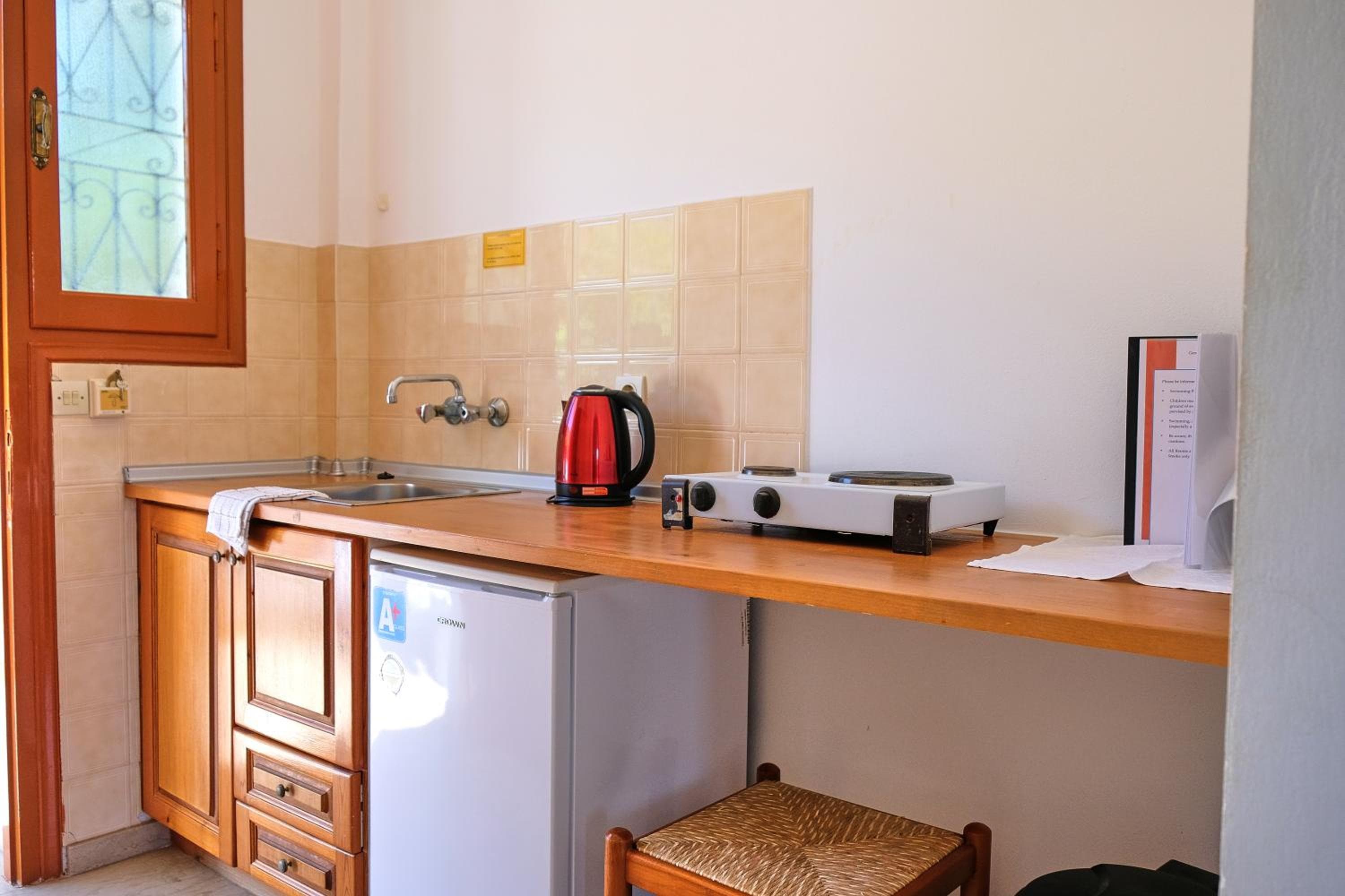 Tria Adelphia, Arillas, photo 2