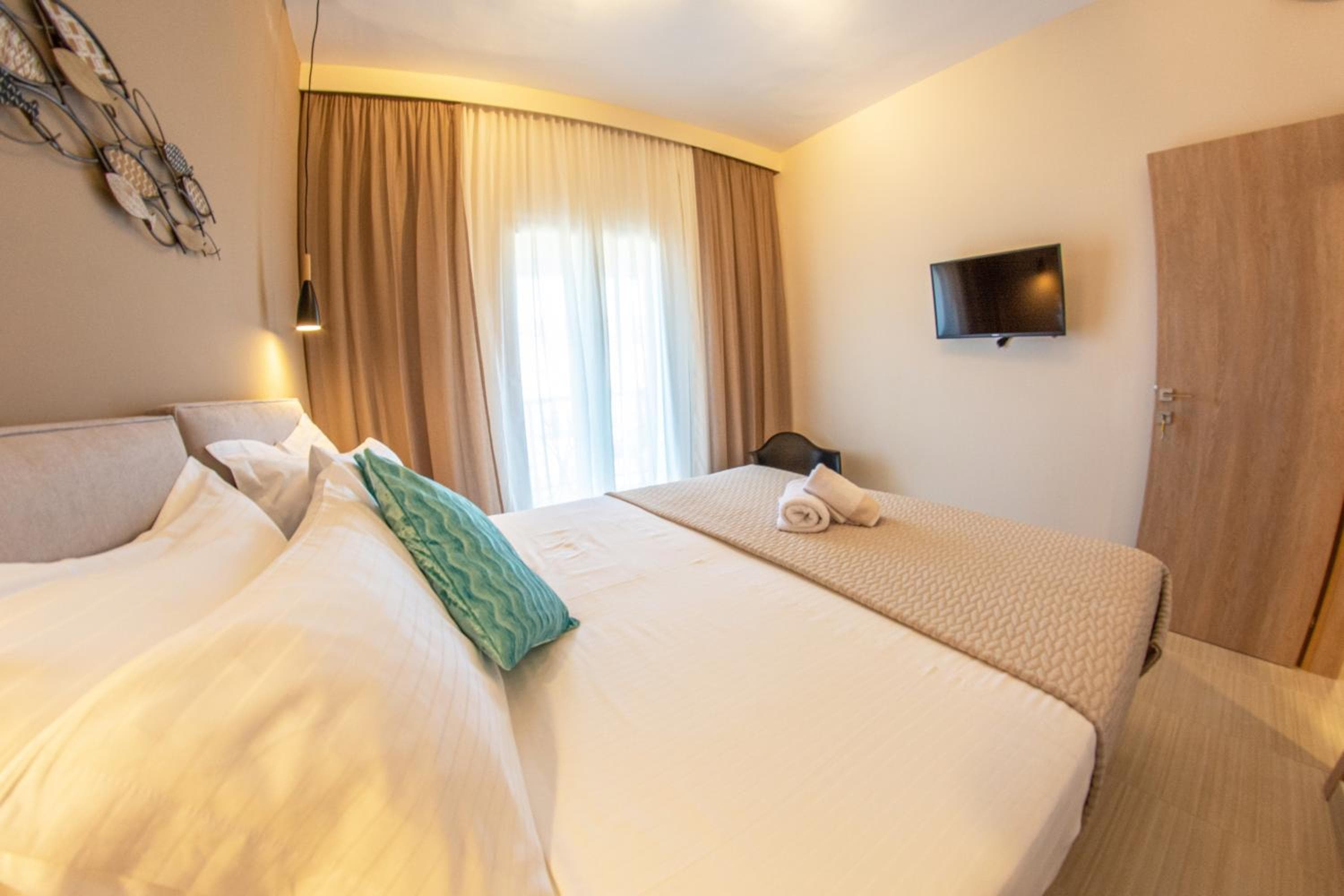 Kassiopi Luxury Suites, Kassiopi, photo 6