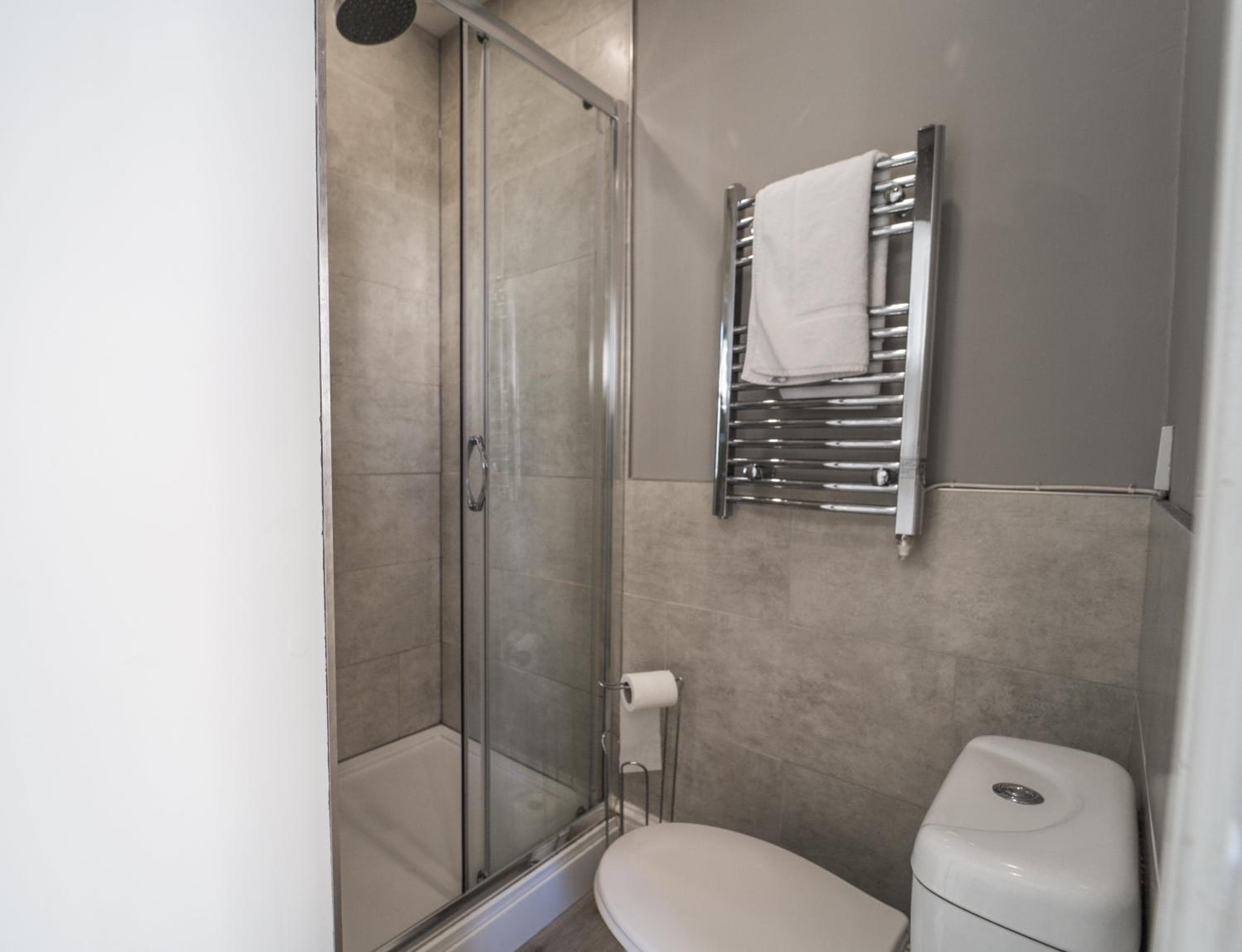 1 Elliot Terrace, Plymouth, photo 6