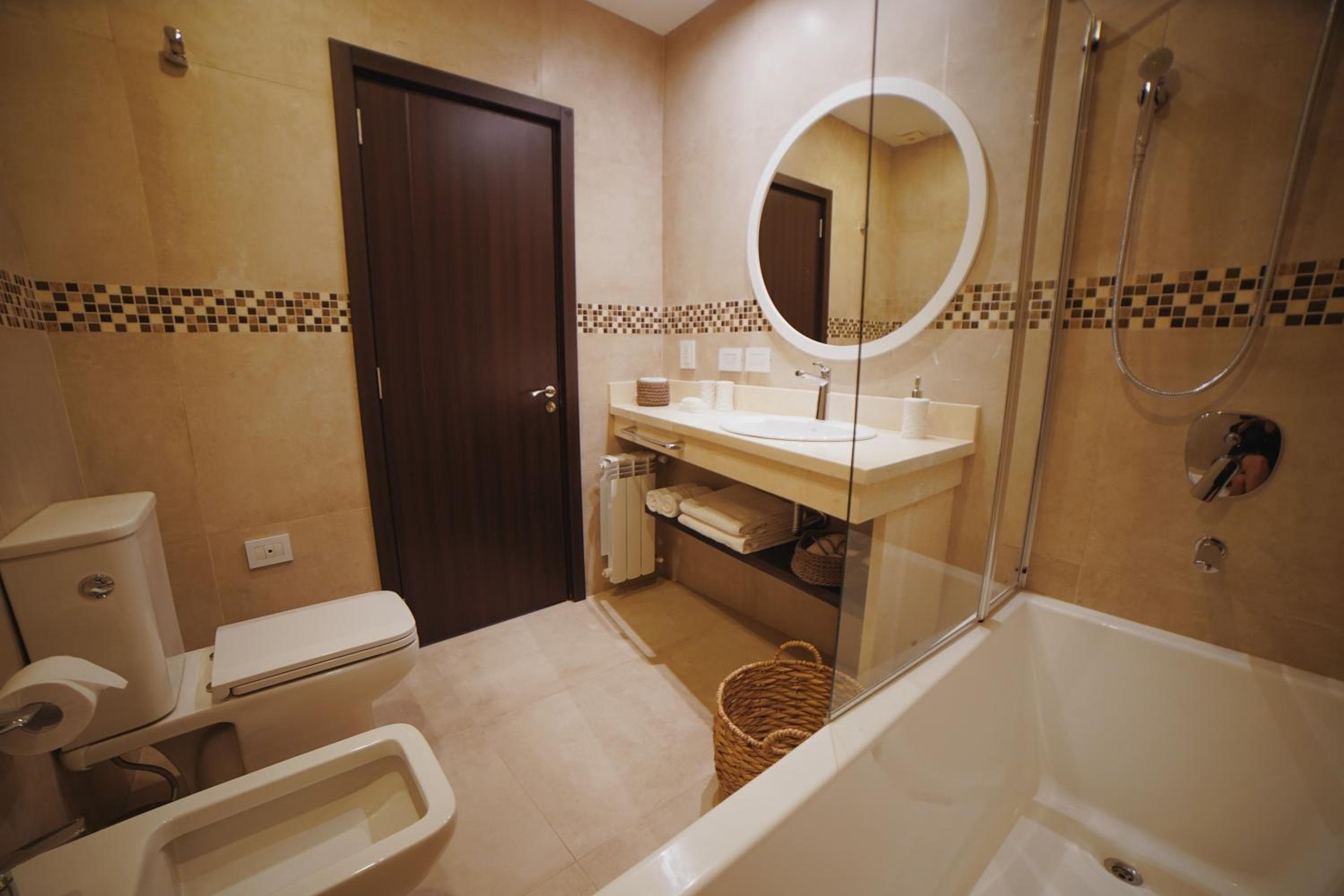 AWKA Apart Hotel, Villa La Angostura, photo 2