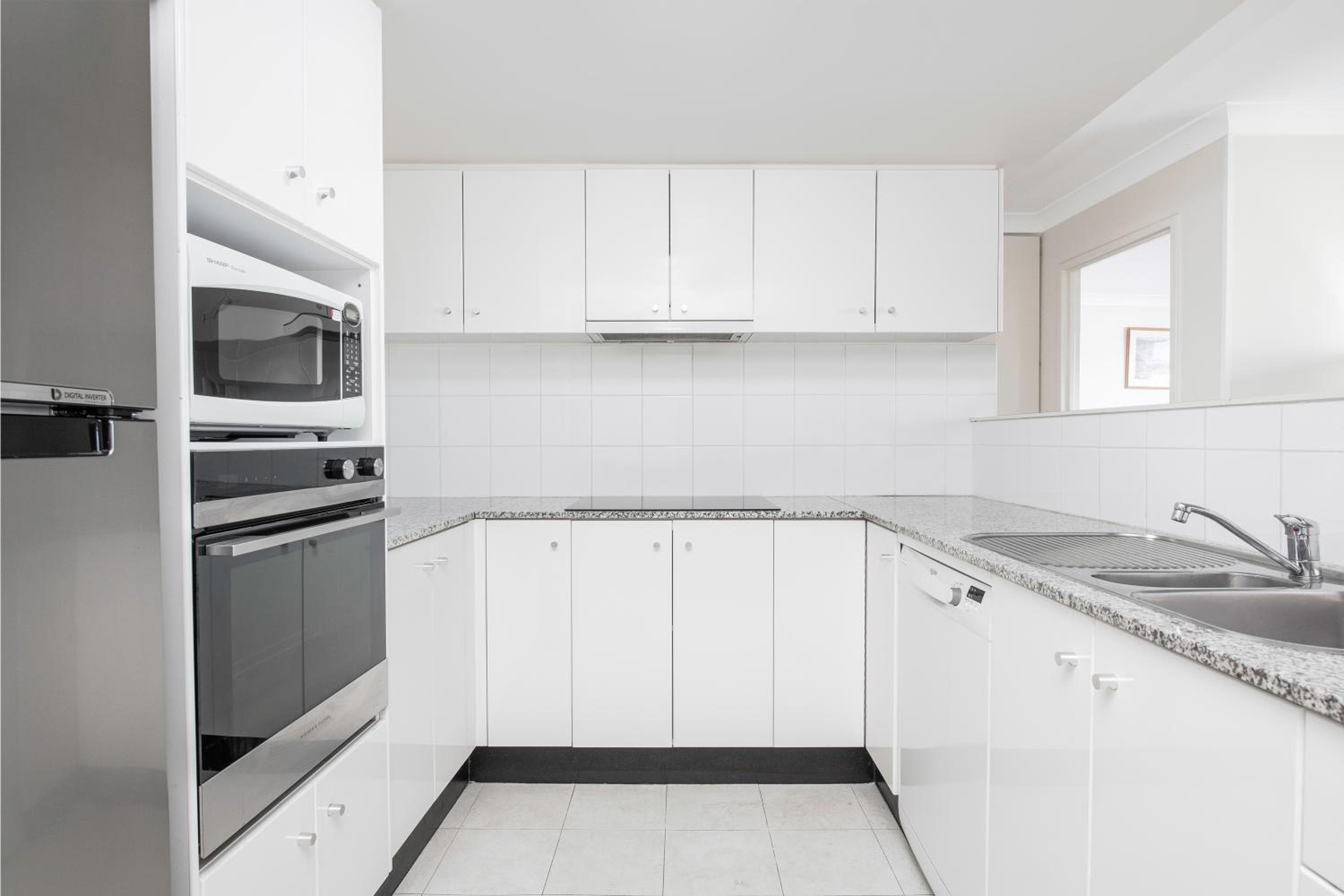 BreakFree Capital Tower Apartments, Canberra, photo 3