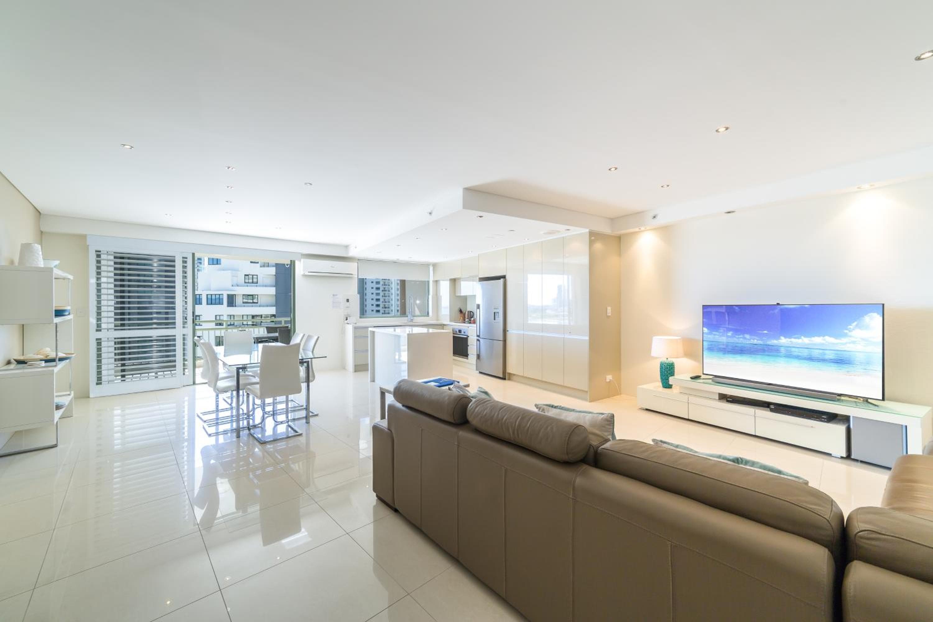 The Meriton Apartments on Main Beach, Gold Coast, photo 2