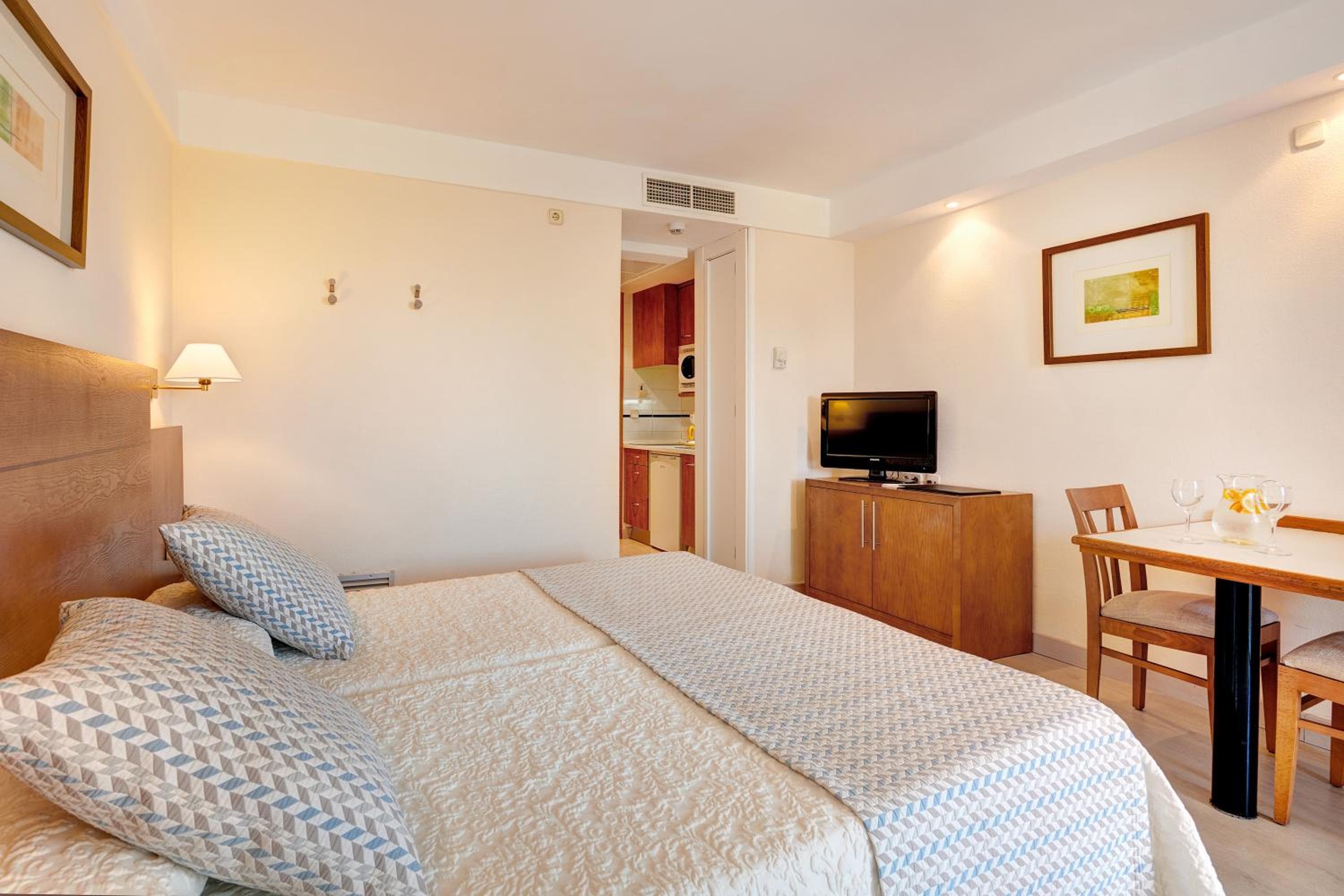 Hipotels Bahía Grande Aparthotel, Cala Millor