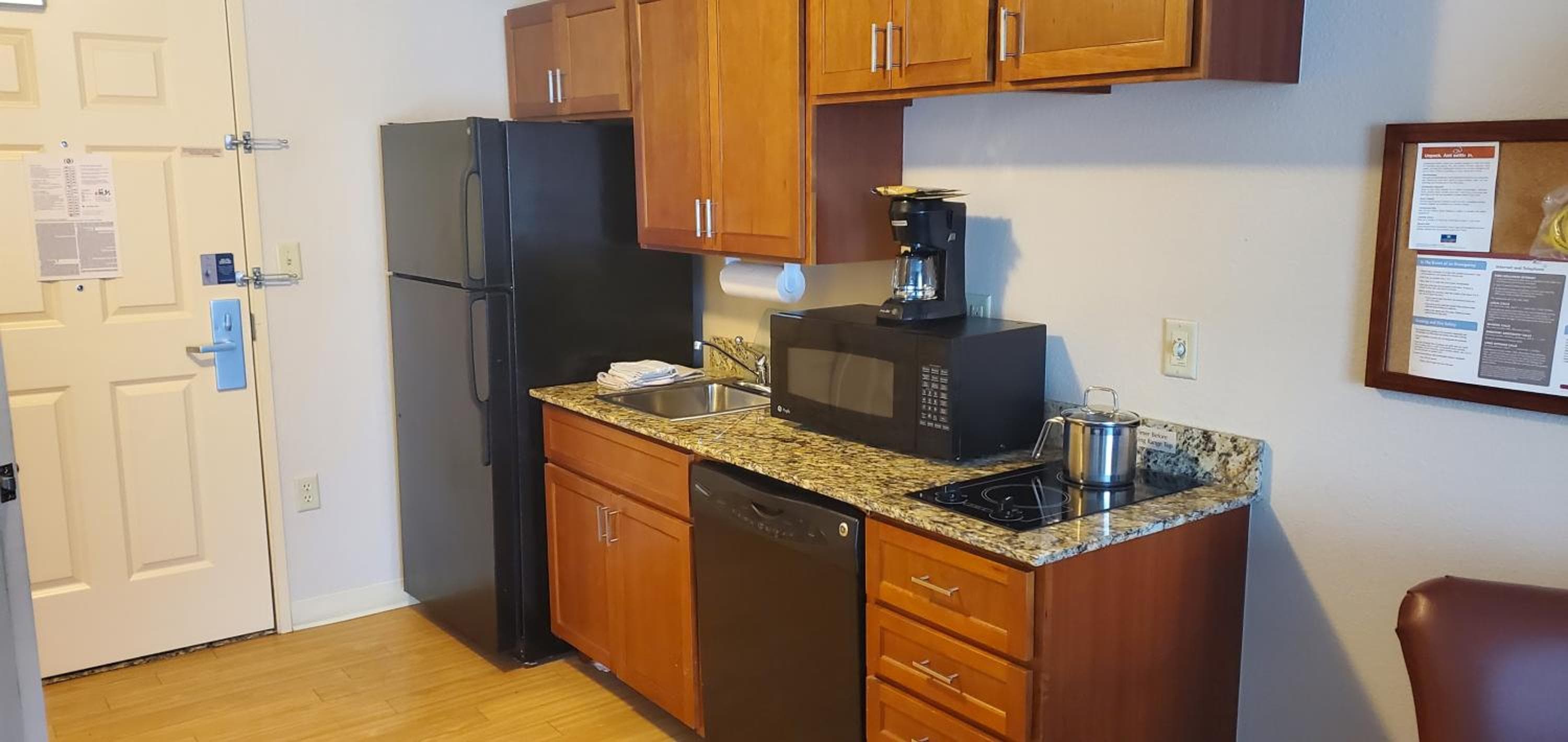 Candlewood Suites Champaign-Urbana University Area by IHG, Champaign, photo 5