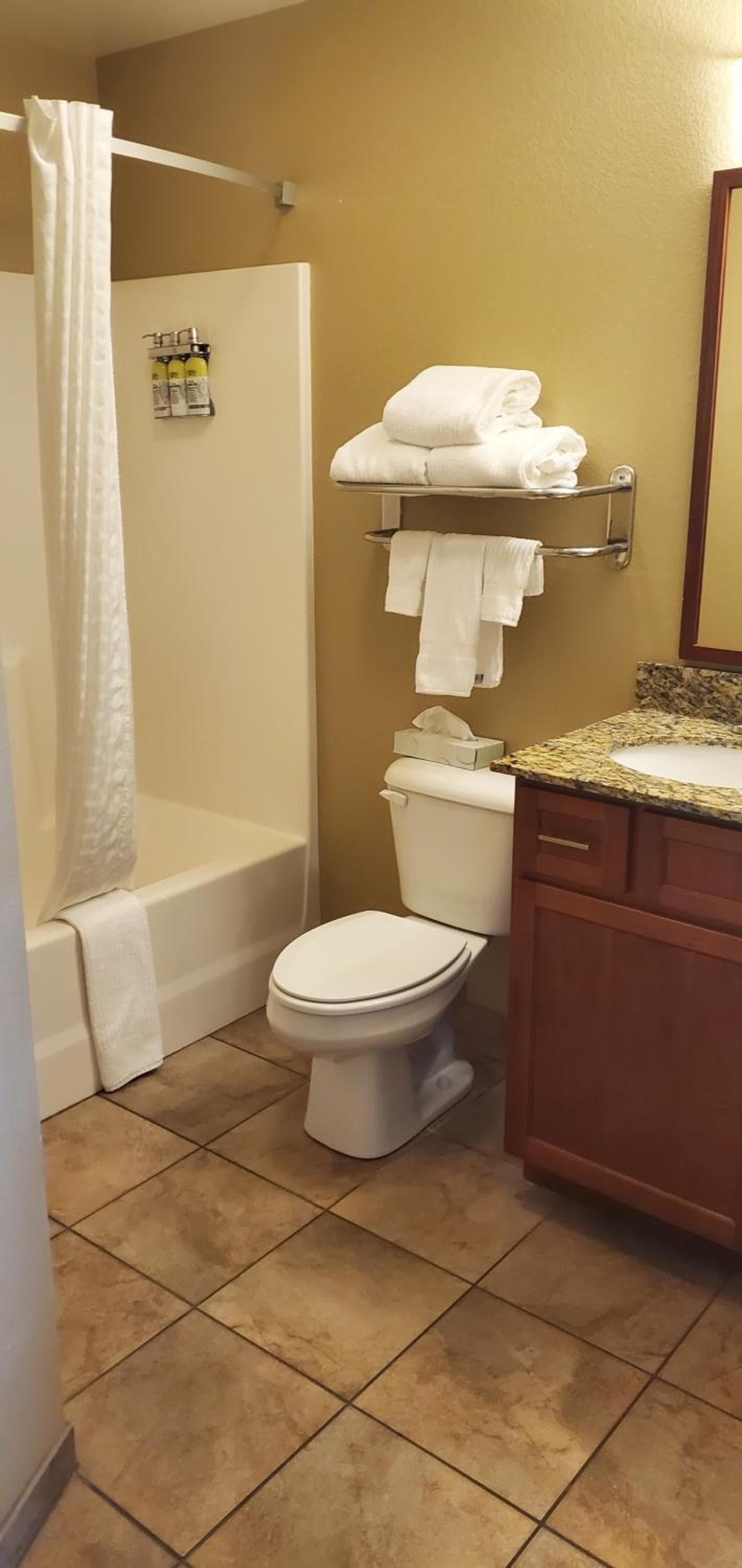 Candlewood Suites Champaign-Urbana University Area by IHG, Champaign, photo 3