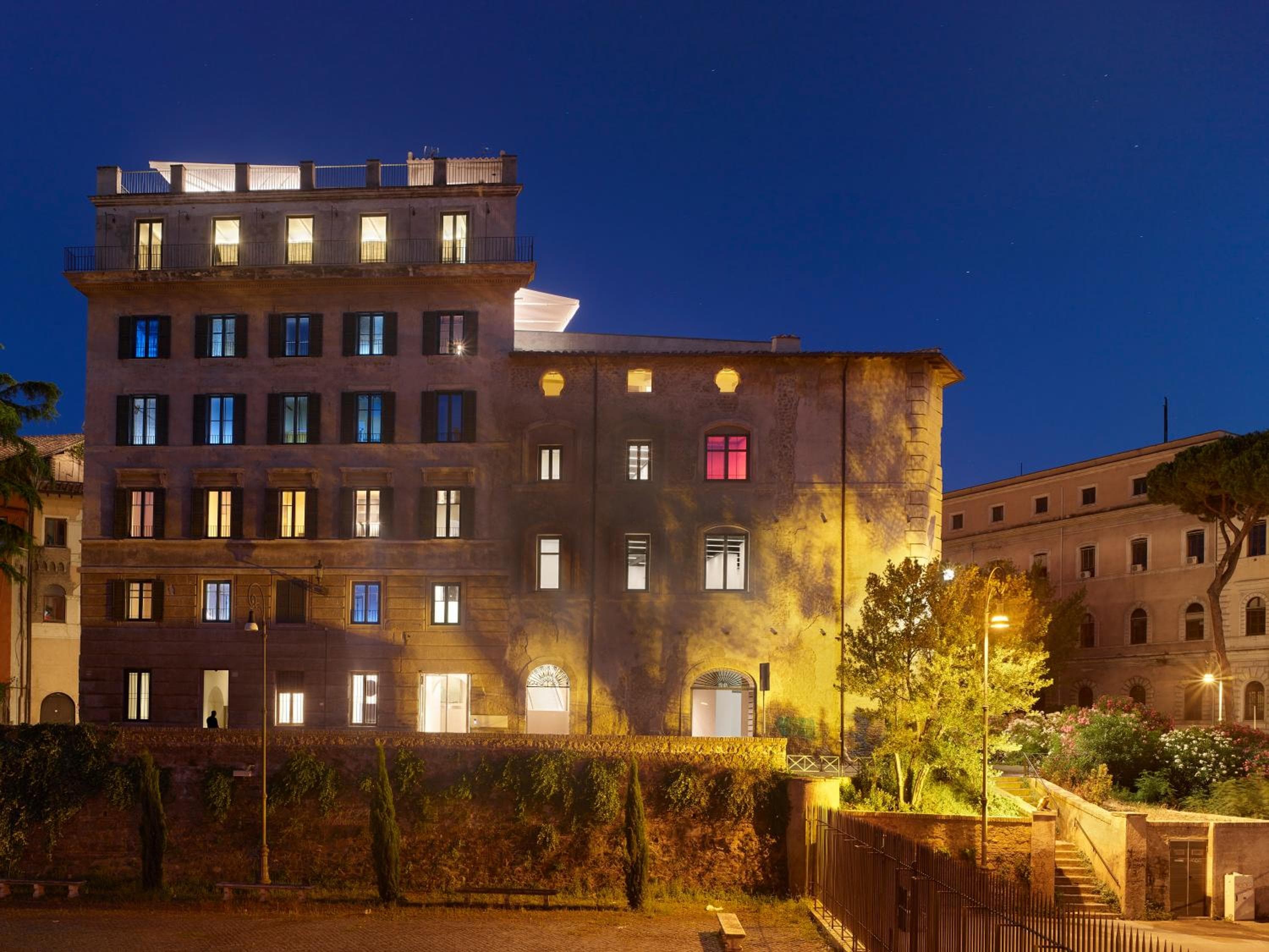 Rhinoceros, Rome