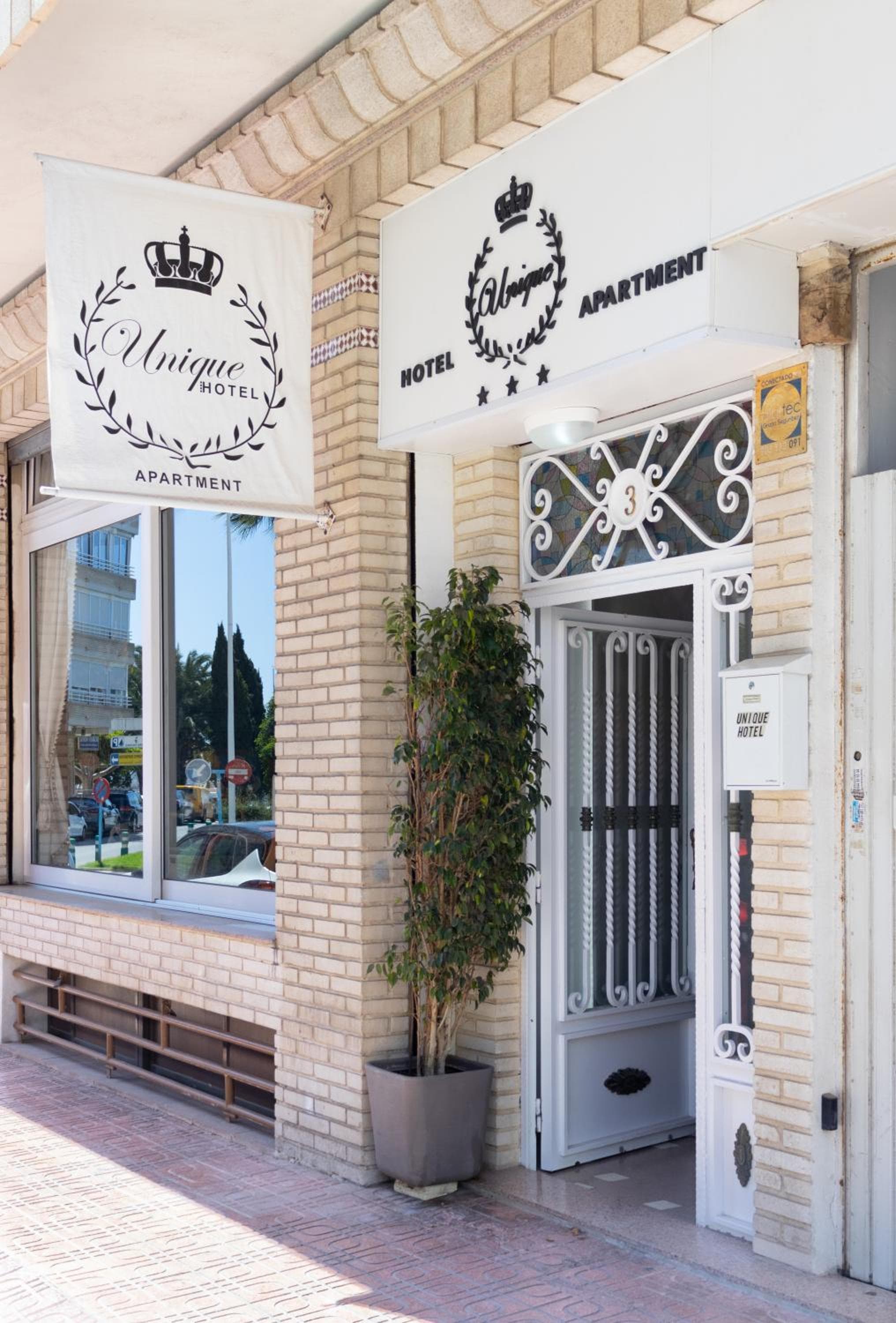 Unique Hotel Apartments, Torrevieja, photo 5