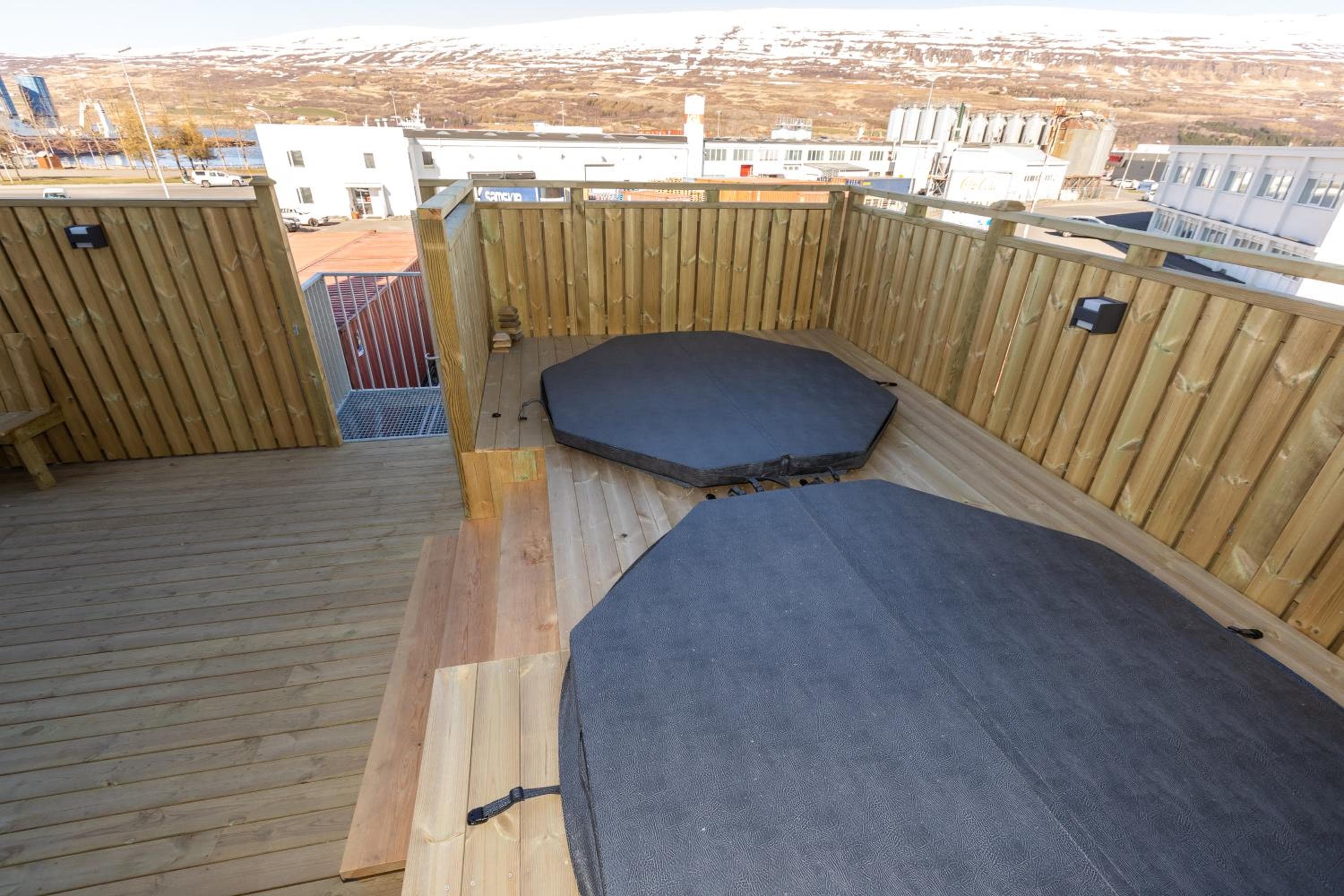 Akureyri Lux Apartments with hot tub access, Akureyri, photo 4