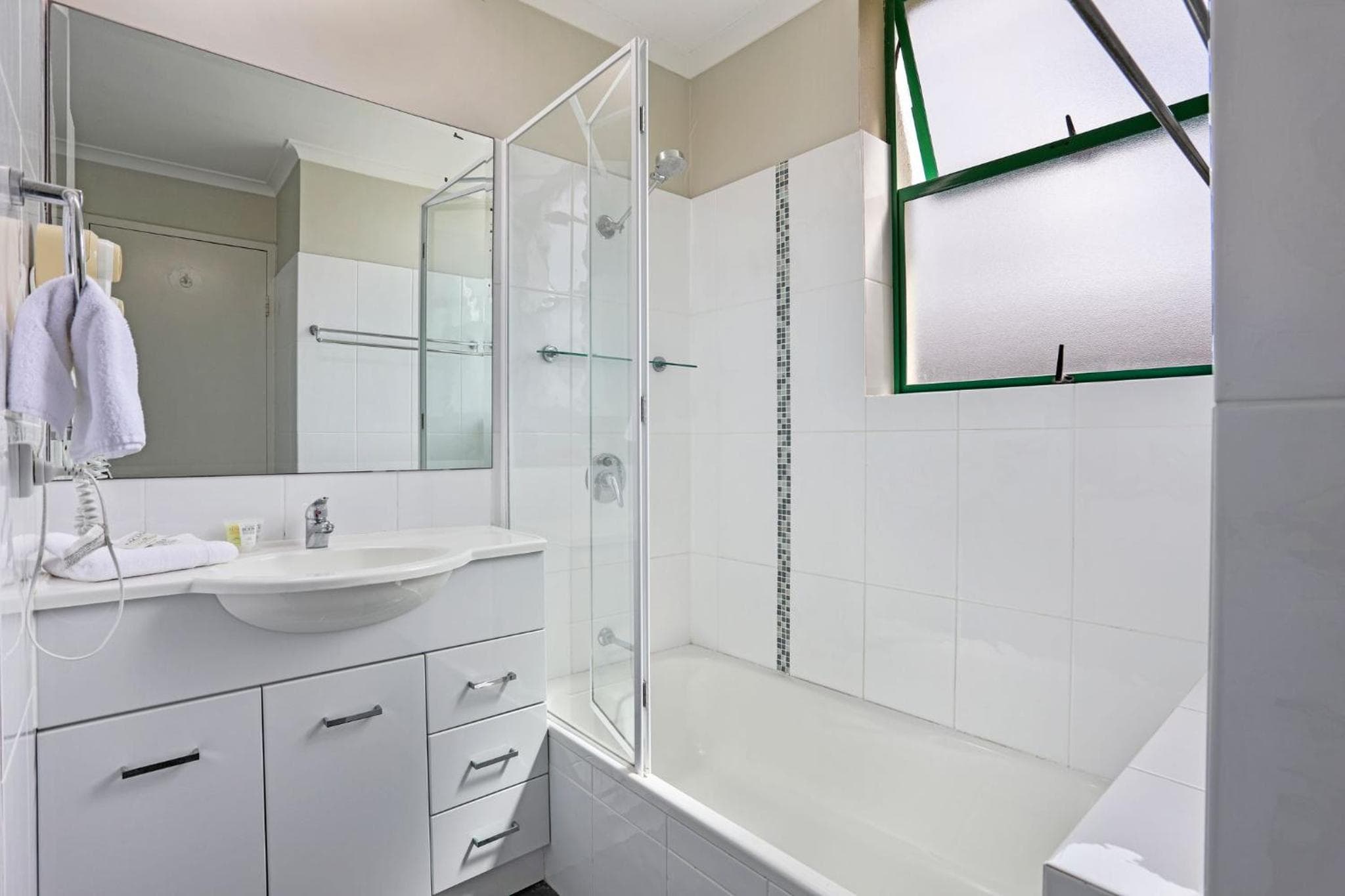 Headland Gardens Holiday Apartments, Alexandra Headland, photo 3