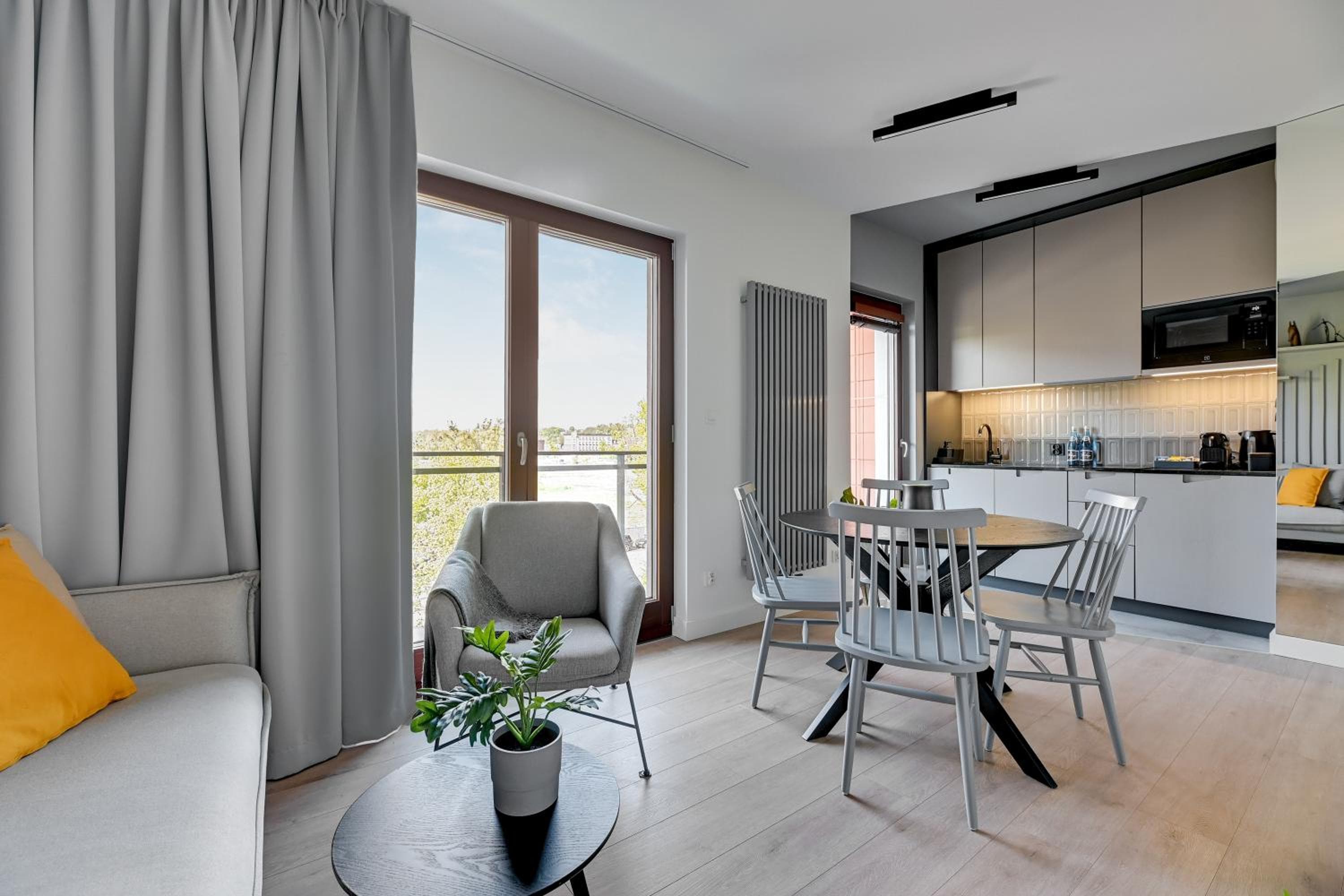 Aura III Apartments & Free Parking by Downtown Apartments, Gdańsk, photo 5