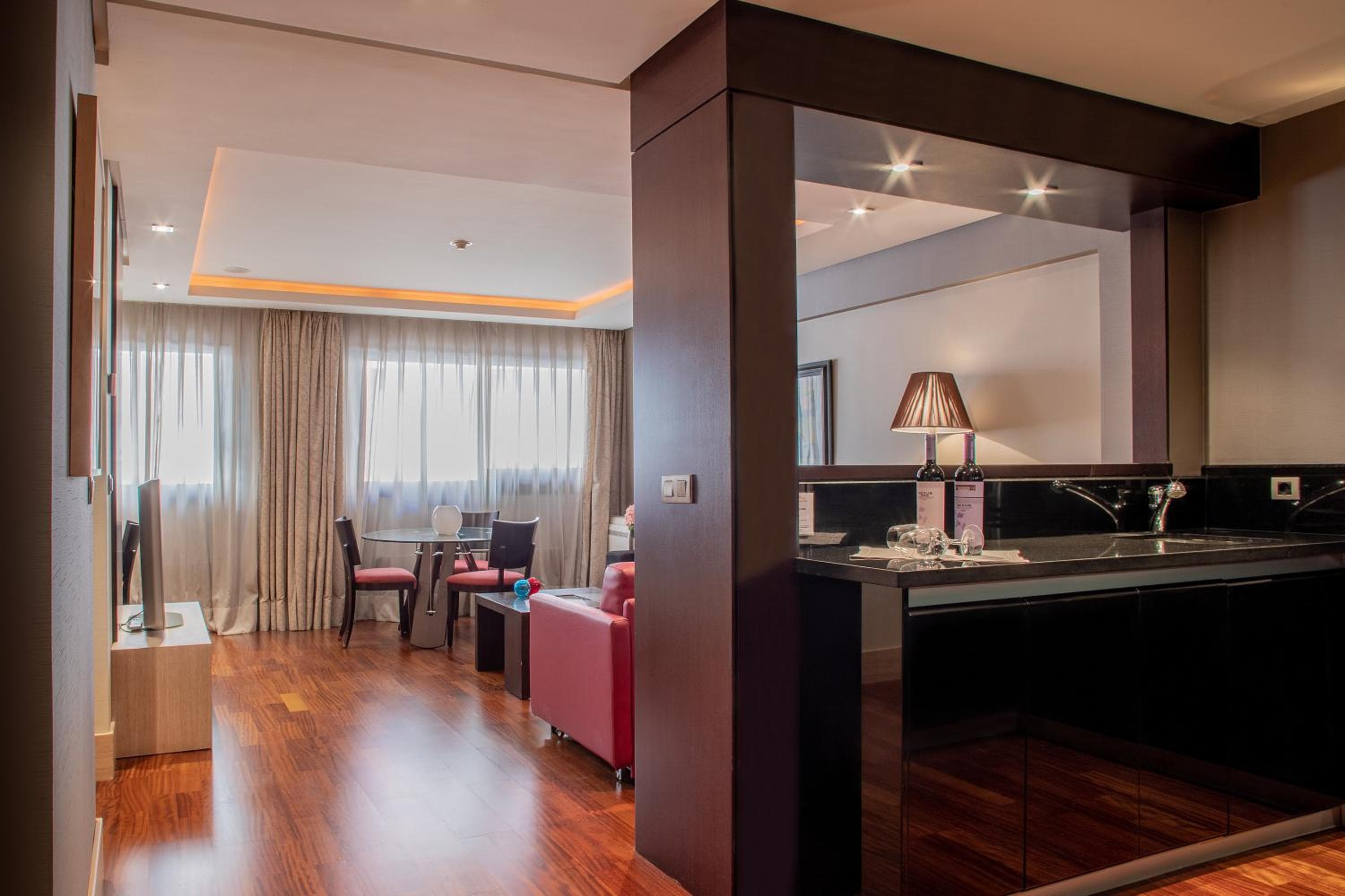 Washington Parquesol Suites & Hotel, Valladolid, photo 2