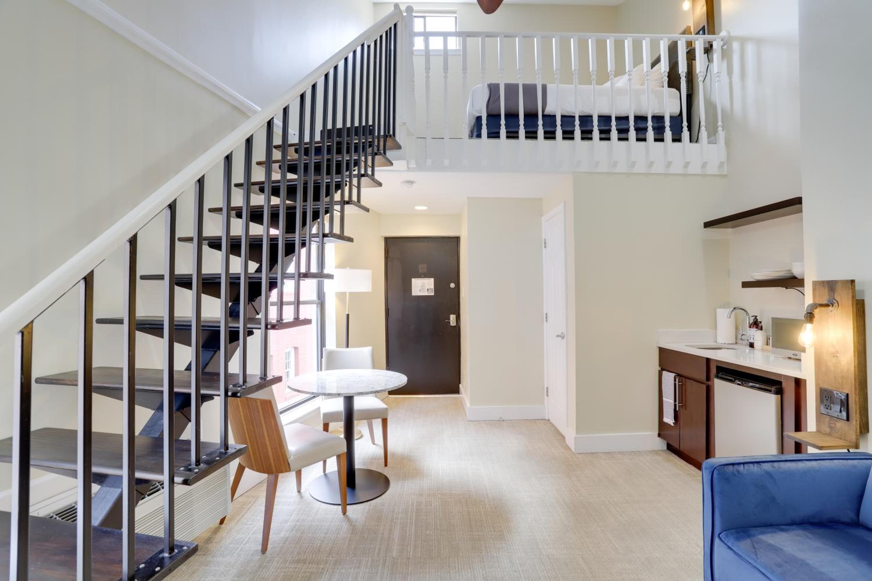 Sojourn at DuPont Place, Washington