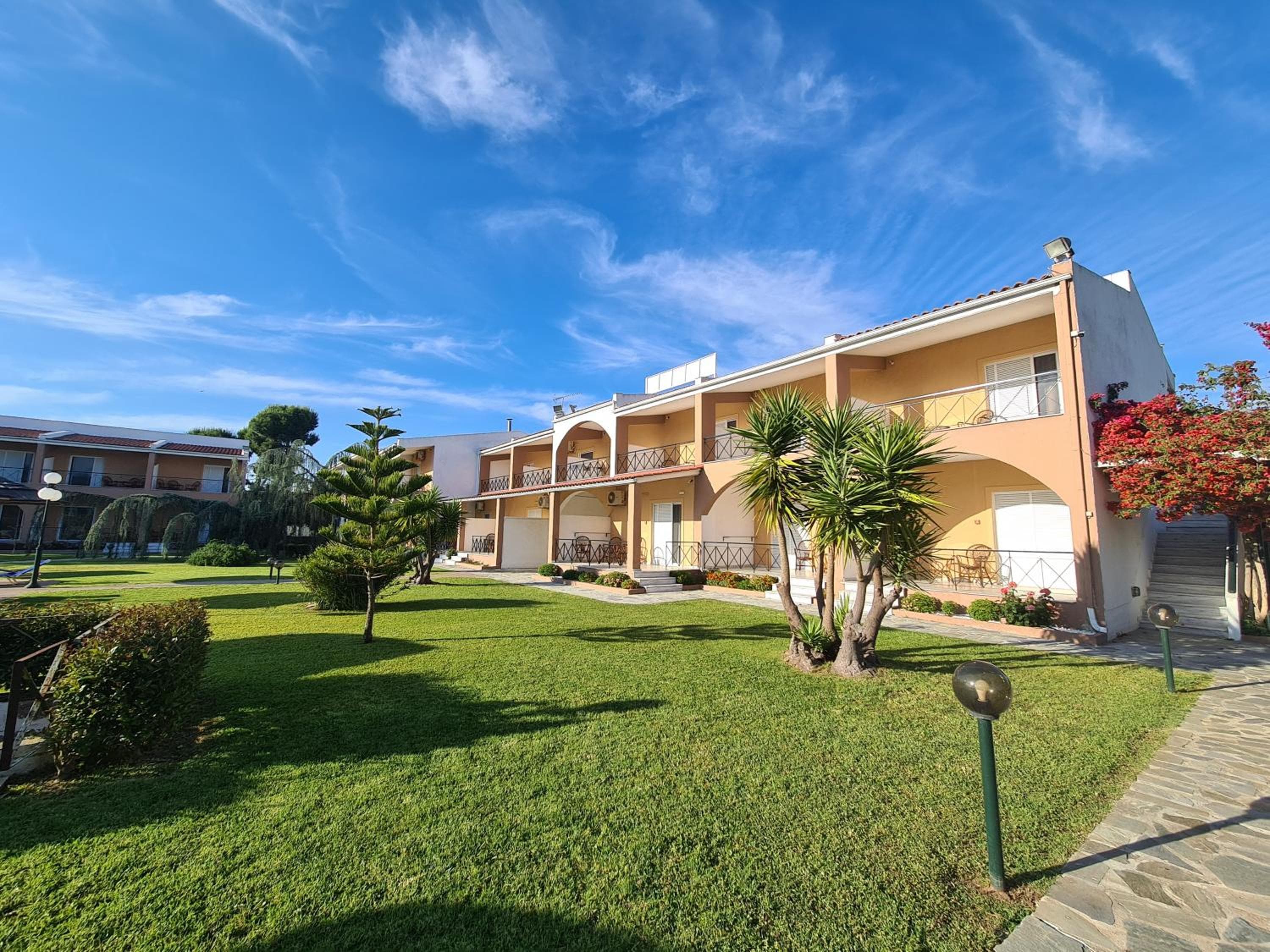 Hotel Kalamitsi Apartments, Preveza