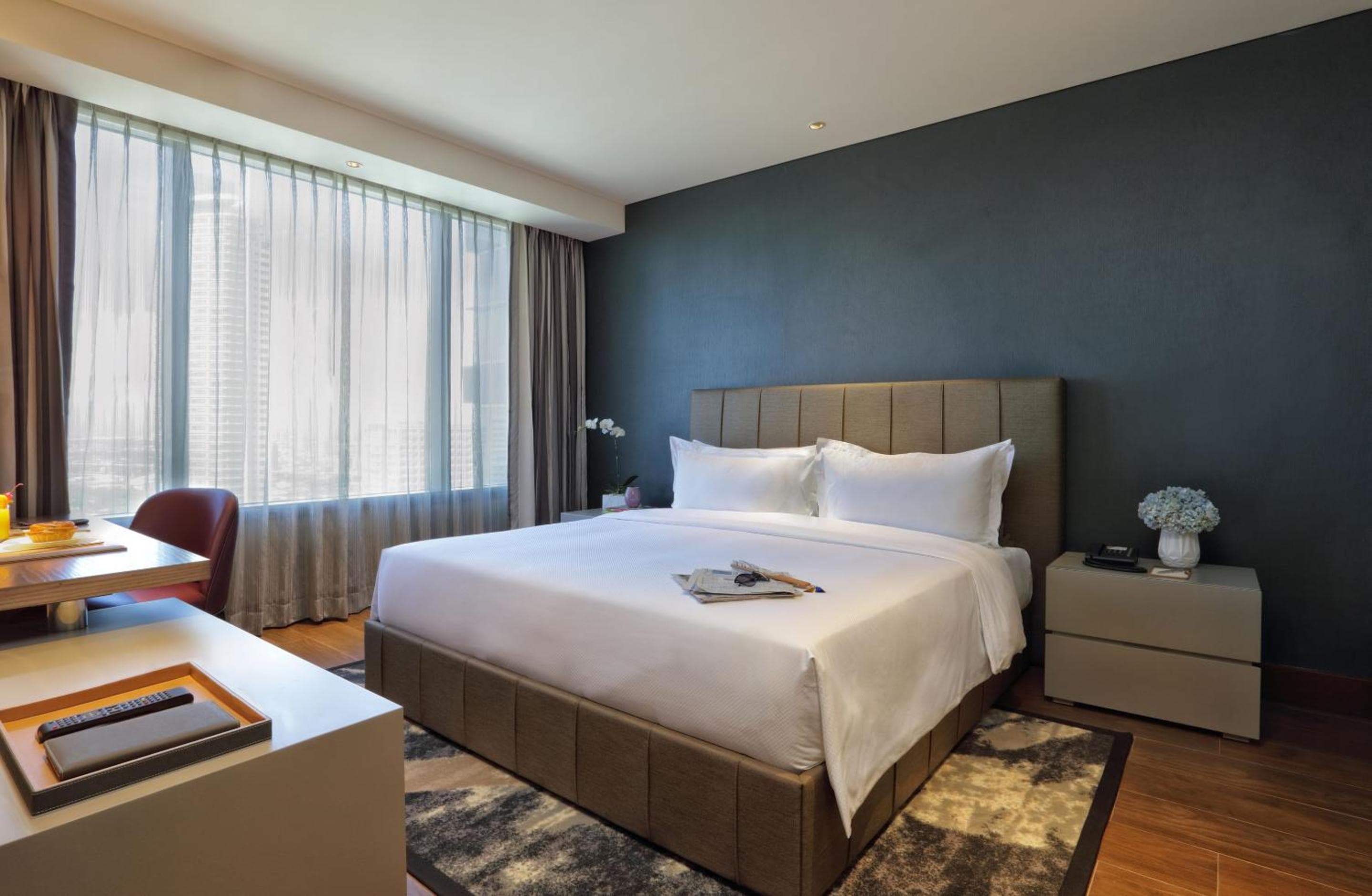 Makati Diamond Residences, Manila, photo 2