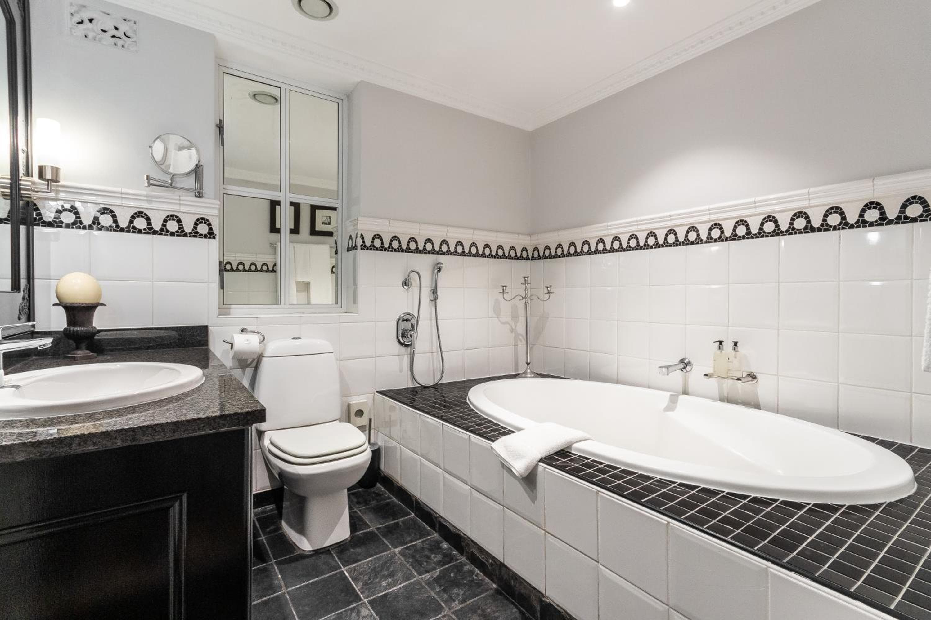 Romney Park Luxury Apartments by The Stay Collection, Cape Town, photo 4