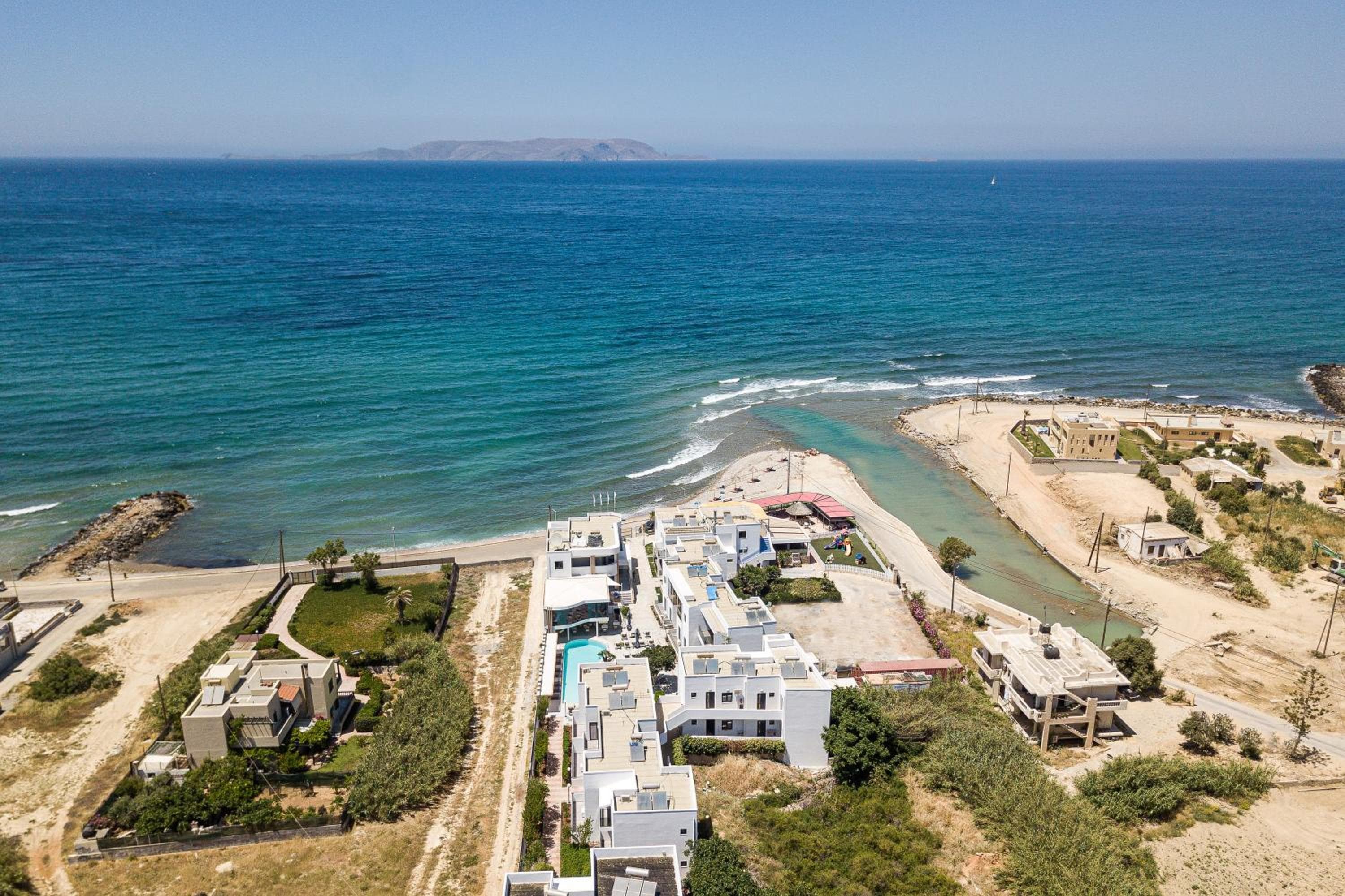 Golden Bay Boutique Hotel & Bungalows, Gournes