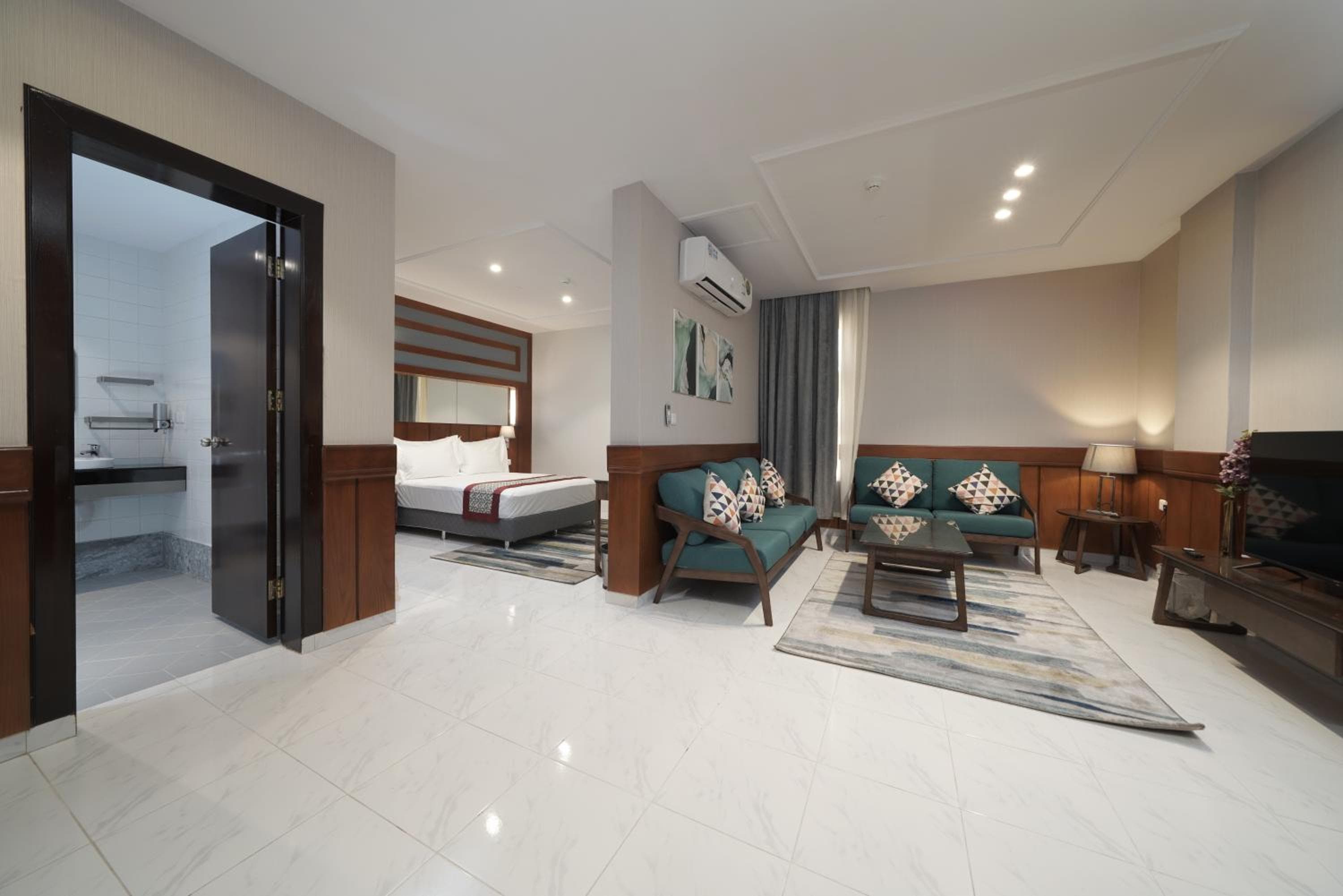 Biz Hotel Apartments, Tabuk, photo 4