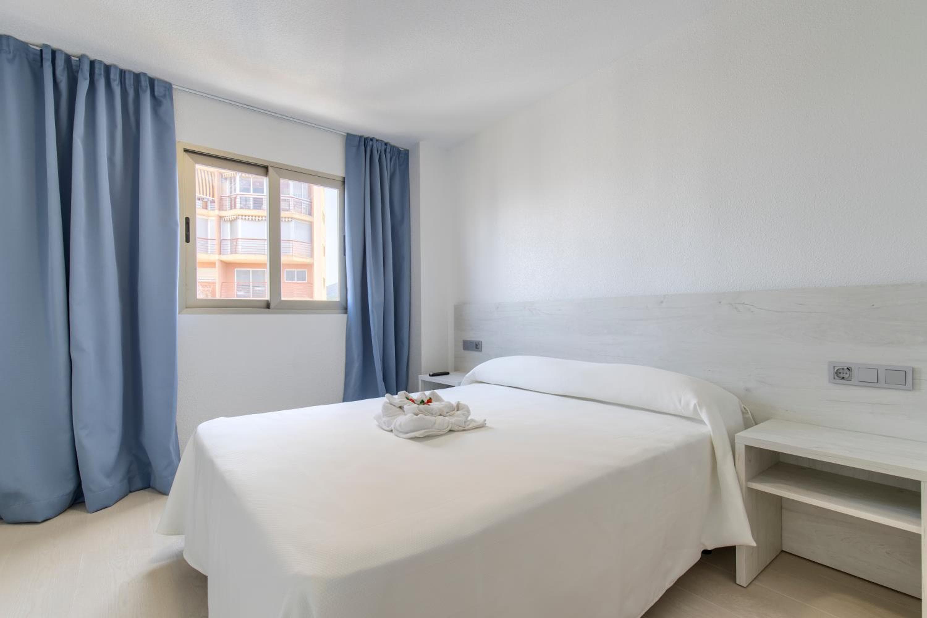 Aparthotel BCL Levante Lux, Benidorm, photo 2