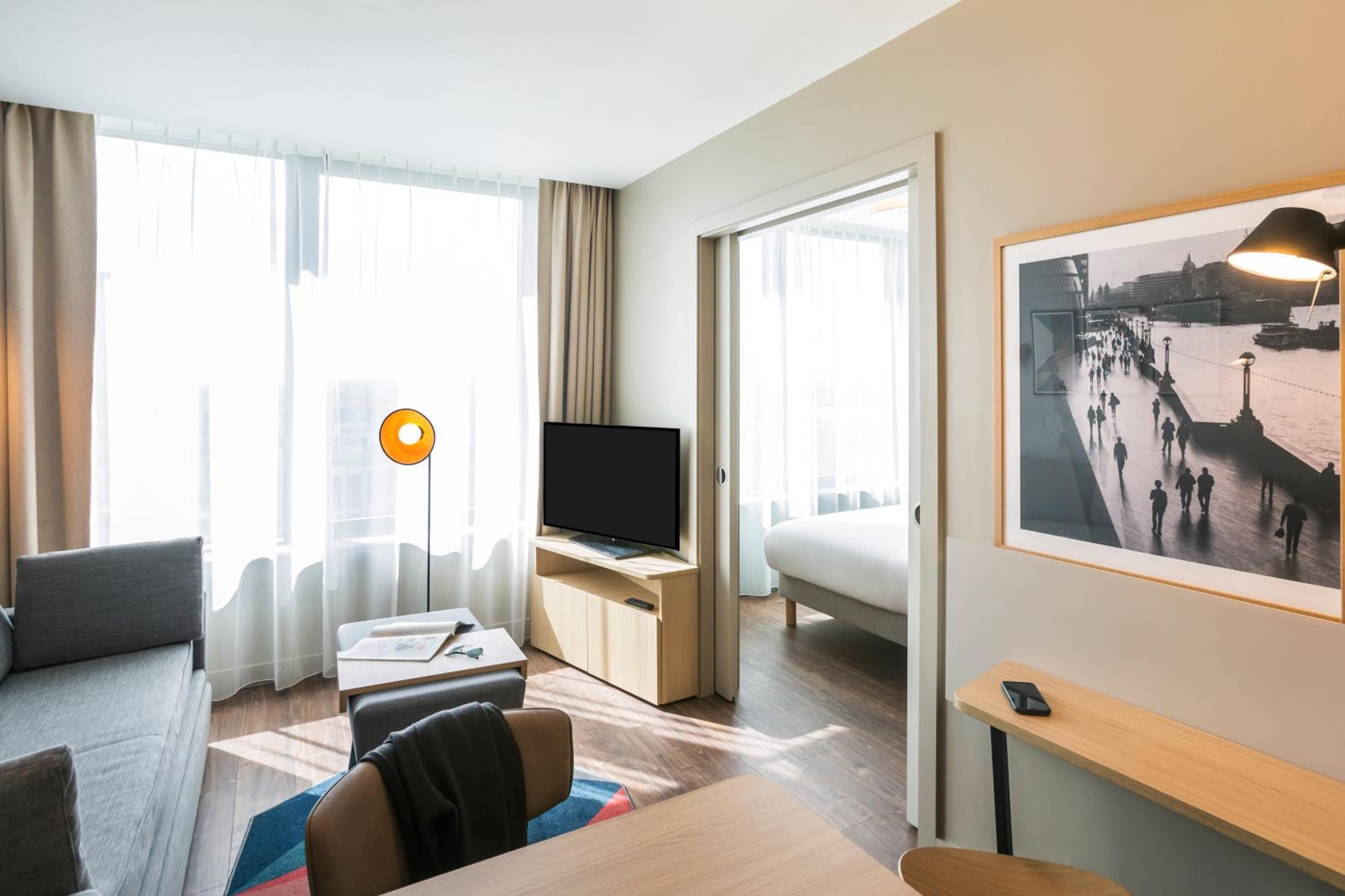 Aparthotel Adagio London Stratford, London, photo 2