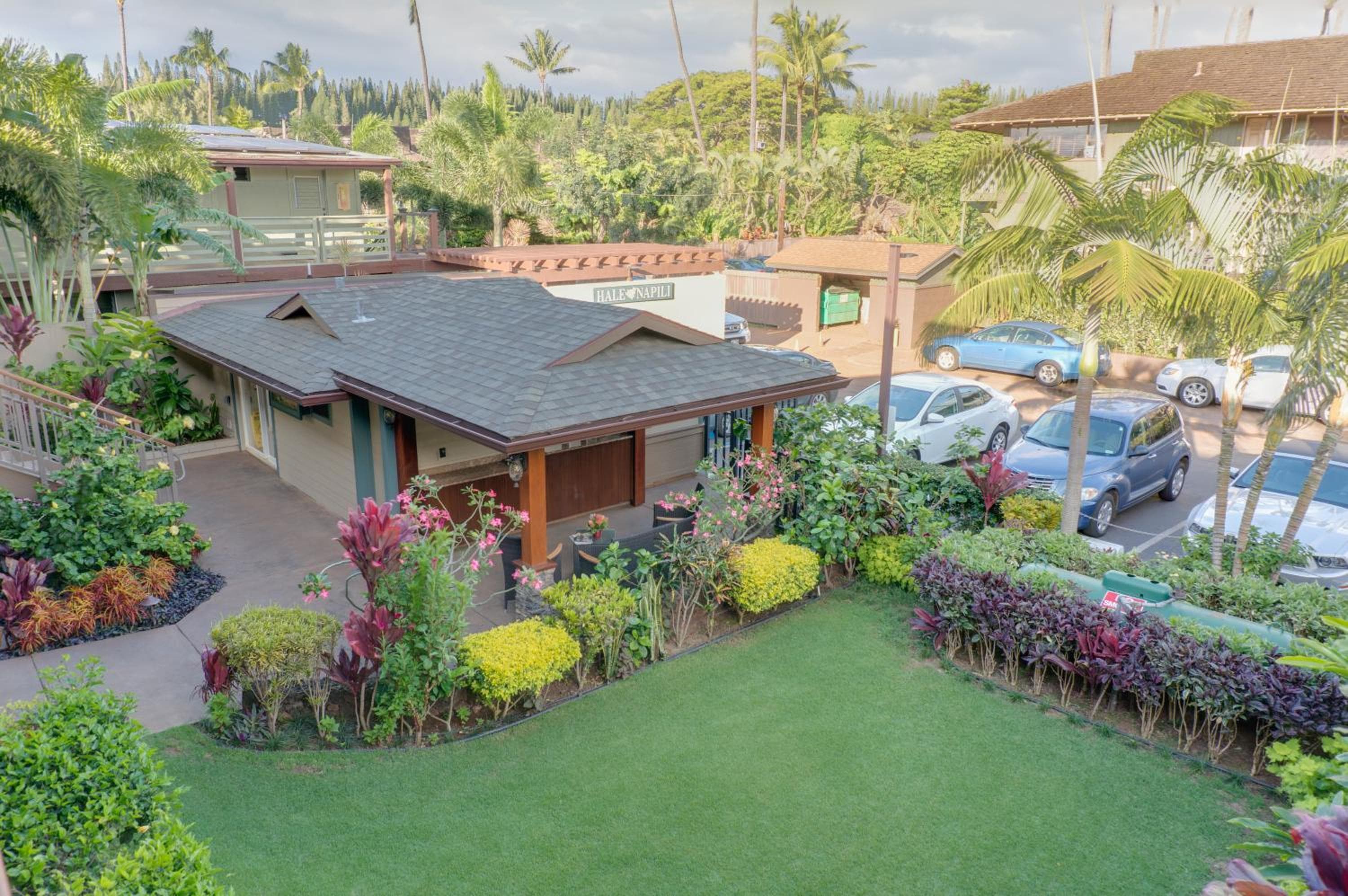 Hale Napili, Honokowai