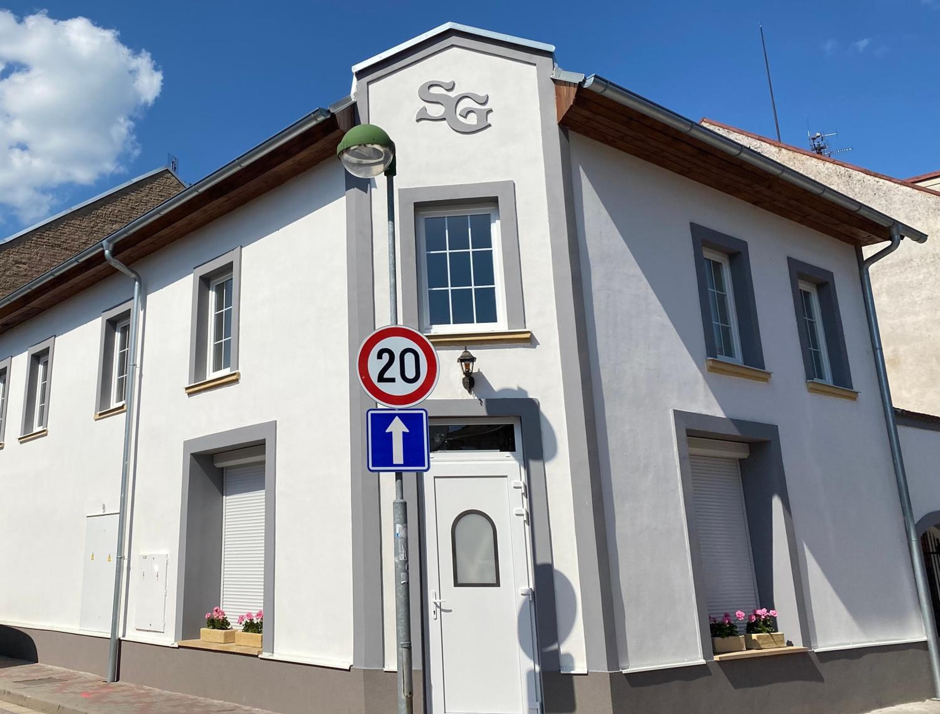 SG Apartmánový dům Hořice, Hořice
