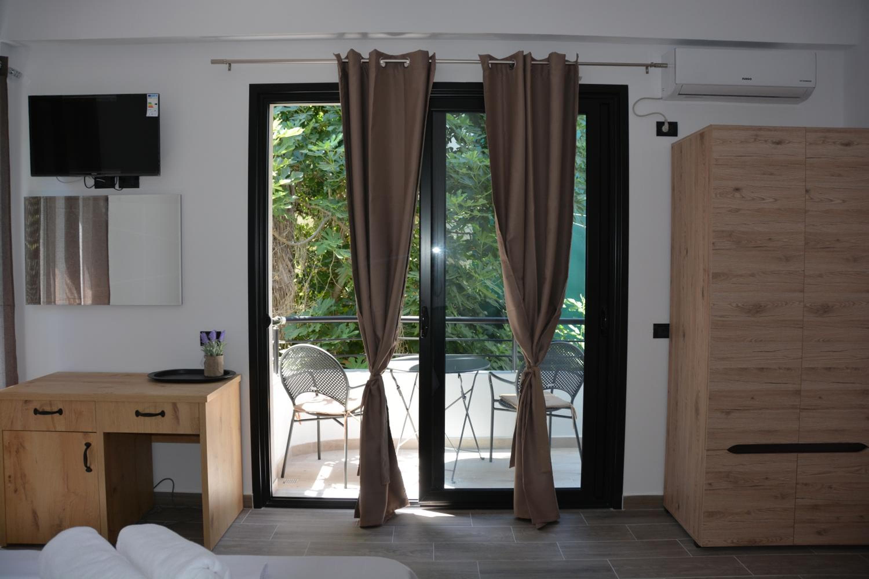 Lungomare private rooms, Vlorë, photo 5