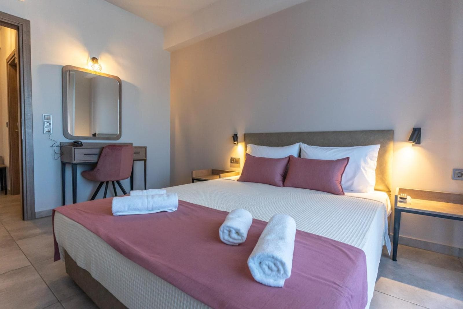 AURA APARTMENTS, Keramotí, photo 6