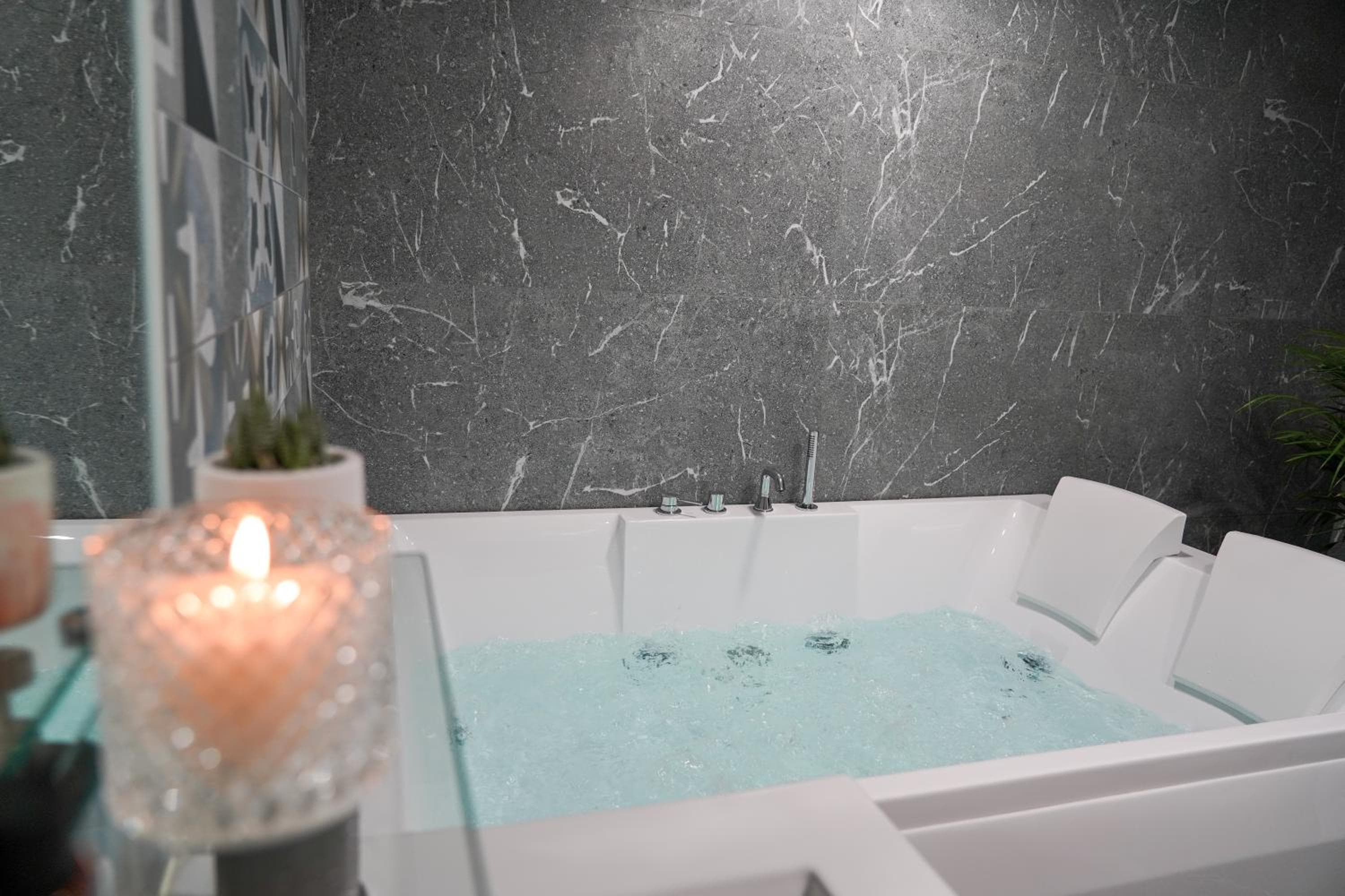 Kamaroporta Luxury Apartments, Ayios Theodhoros, photo 6