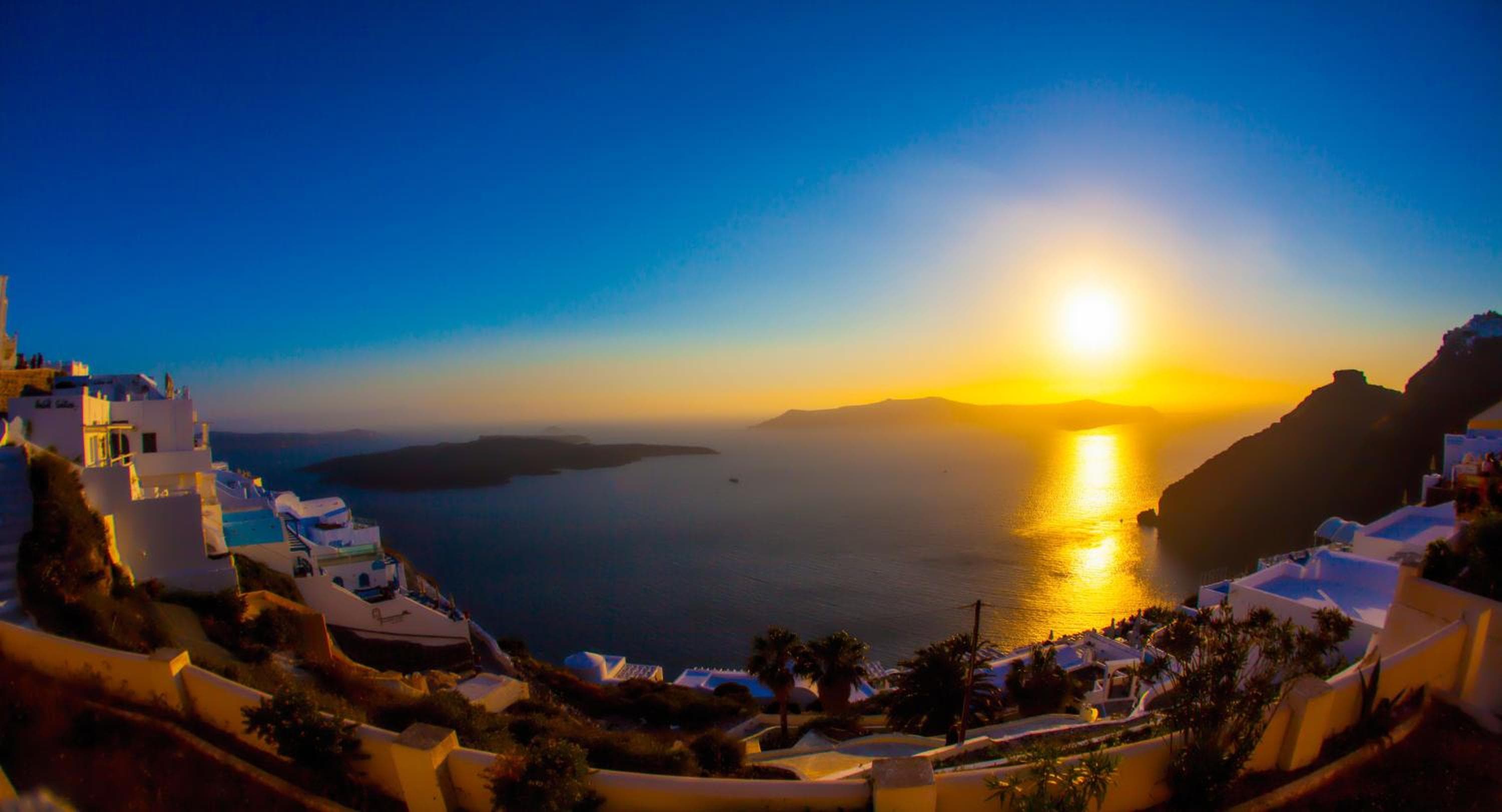 Panorama Suites, Fira