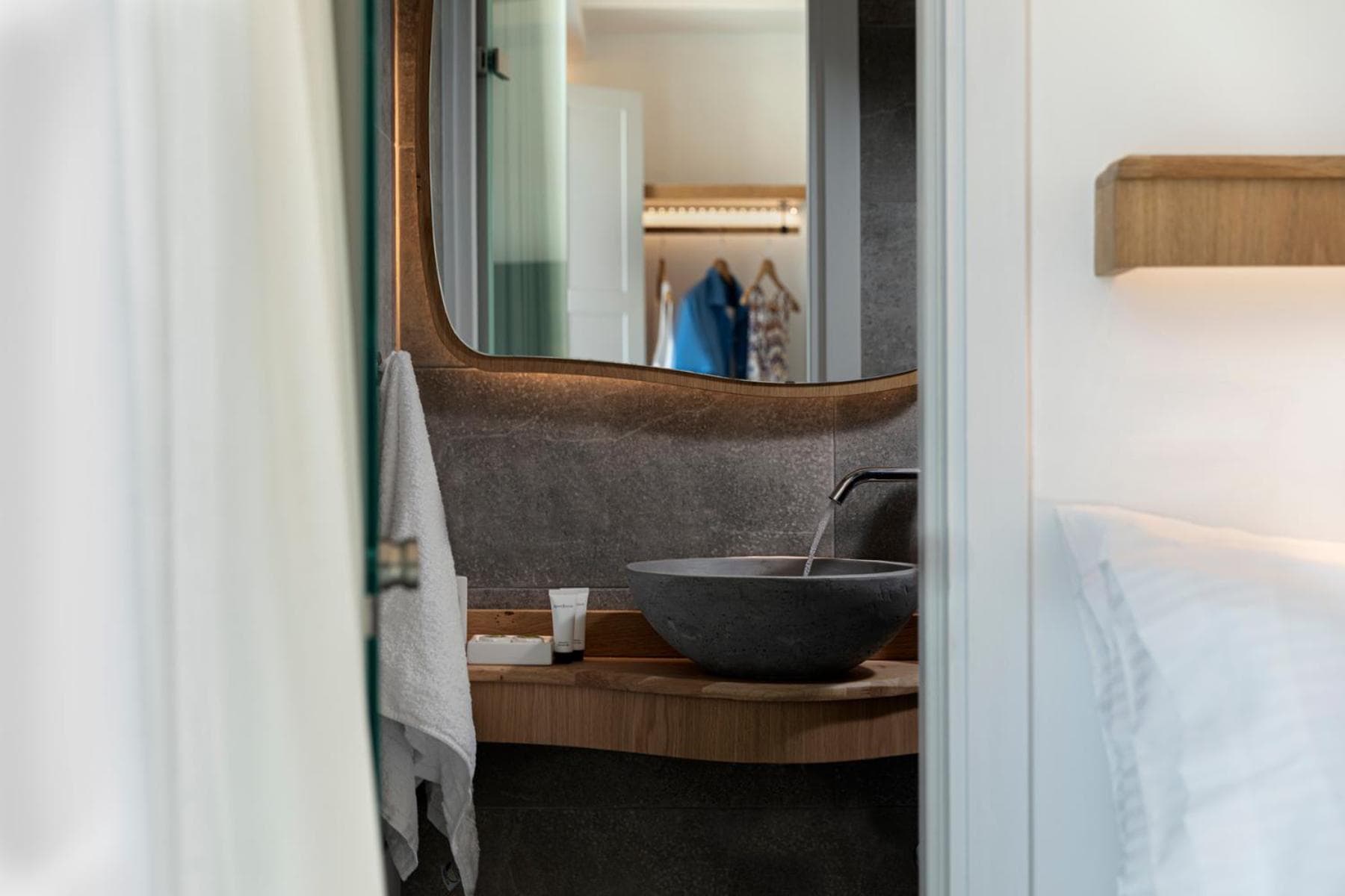 Alafropetra Luxury Suites, Akrotiri, photo 4
