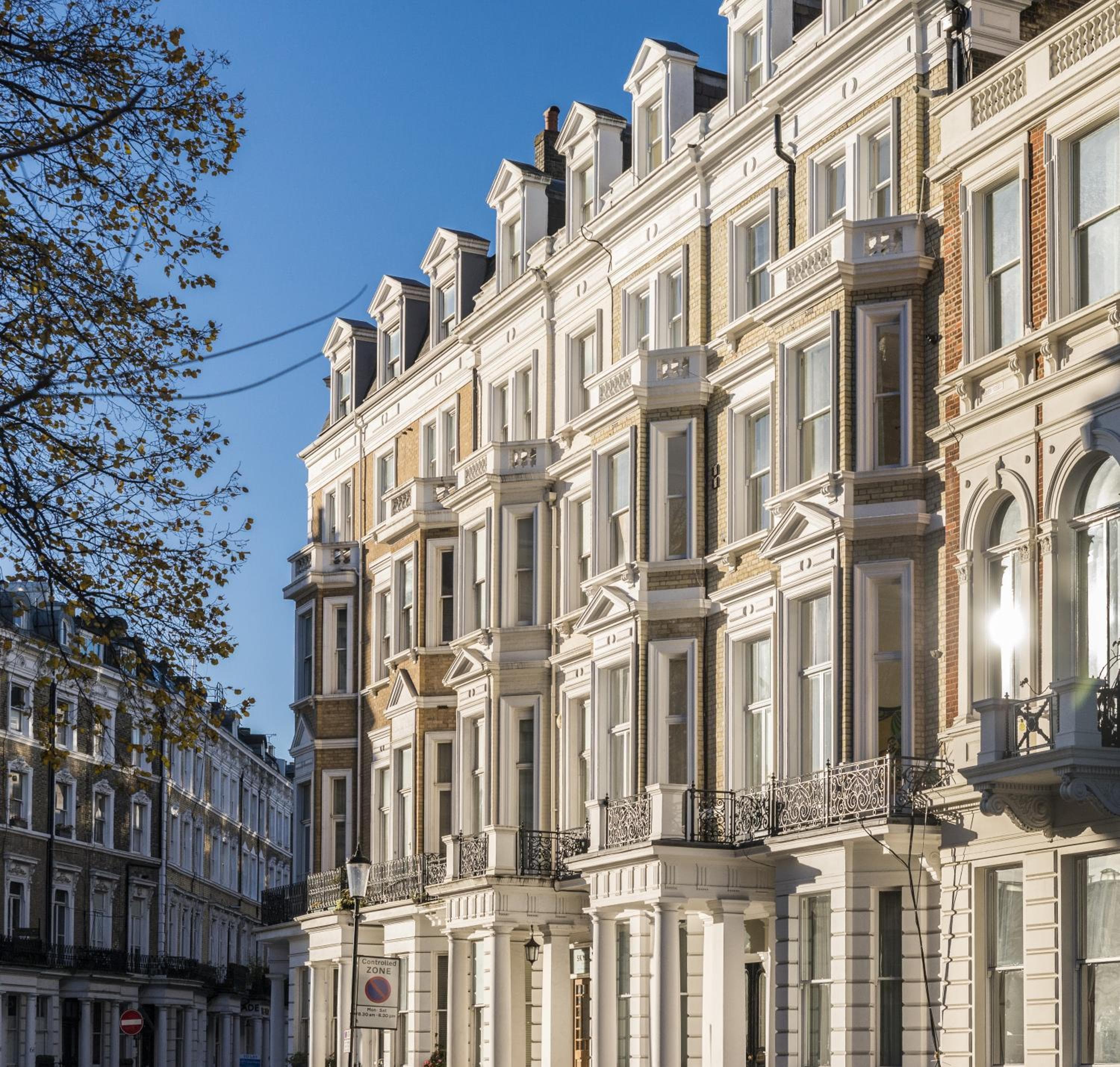 Nevern Place by Supercity Aparthotels, London
