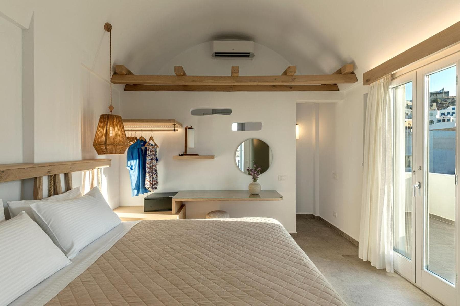 Alafropetra Luxury Suites, Akrotiri, photo 2
