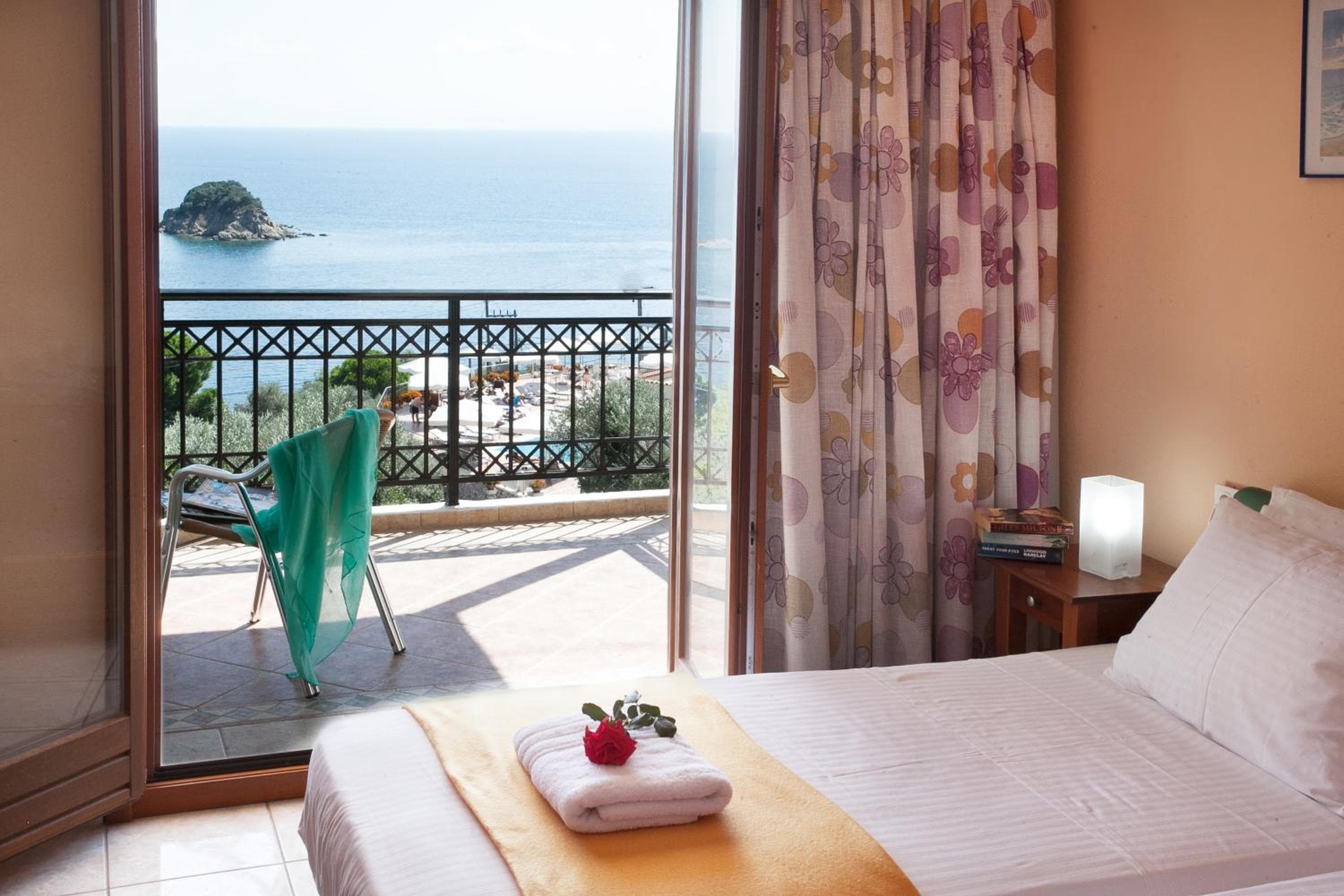 La Luna Hotel, Troulos, photo 4