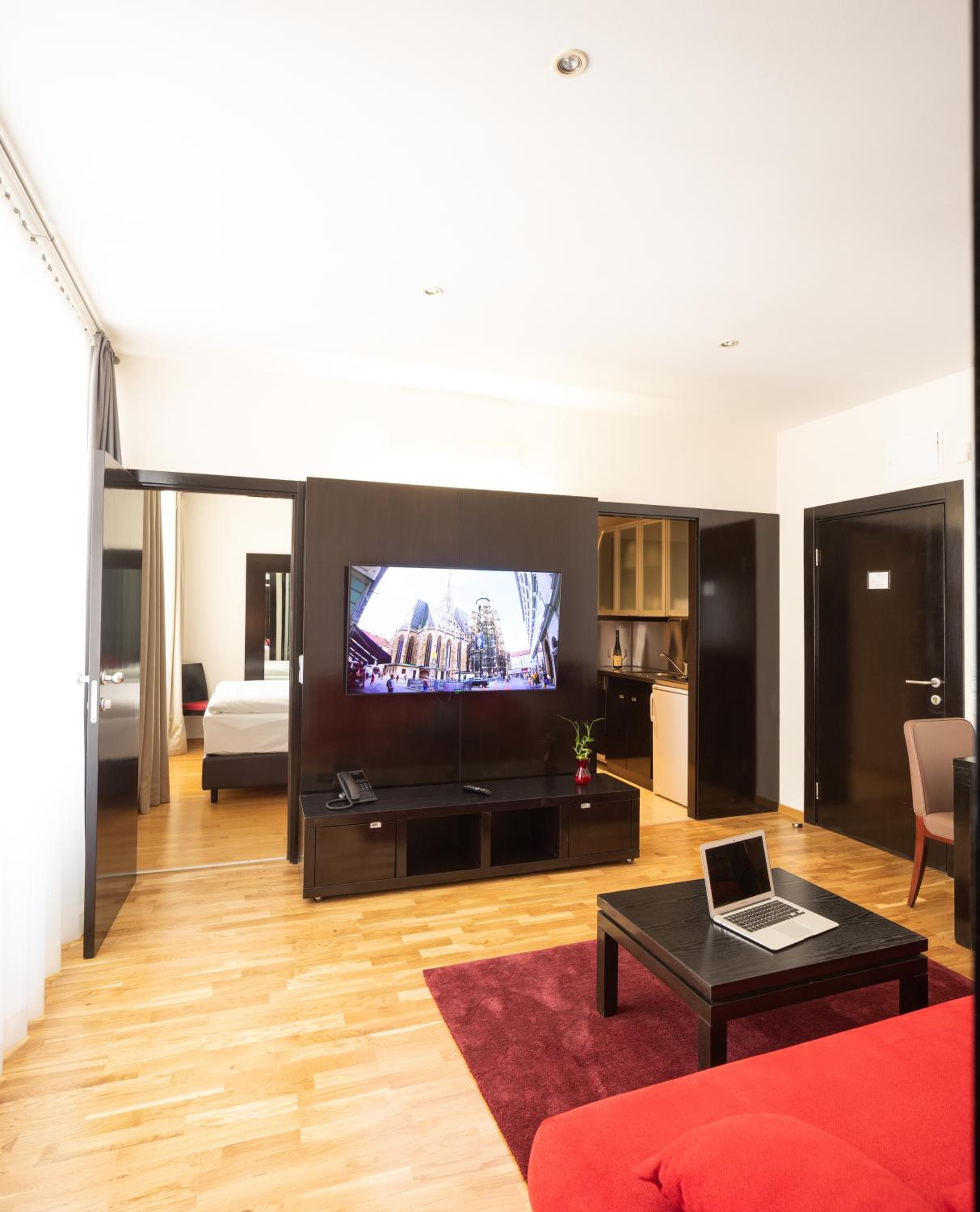 The Levante Rathaus Apartments, Vienna, photo 6