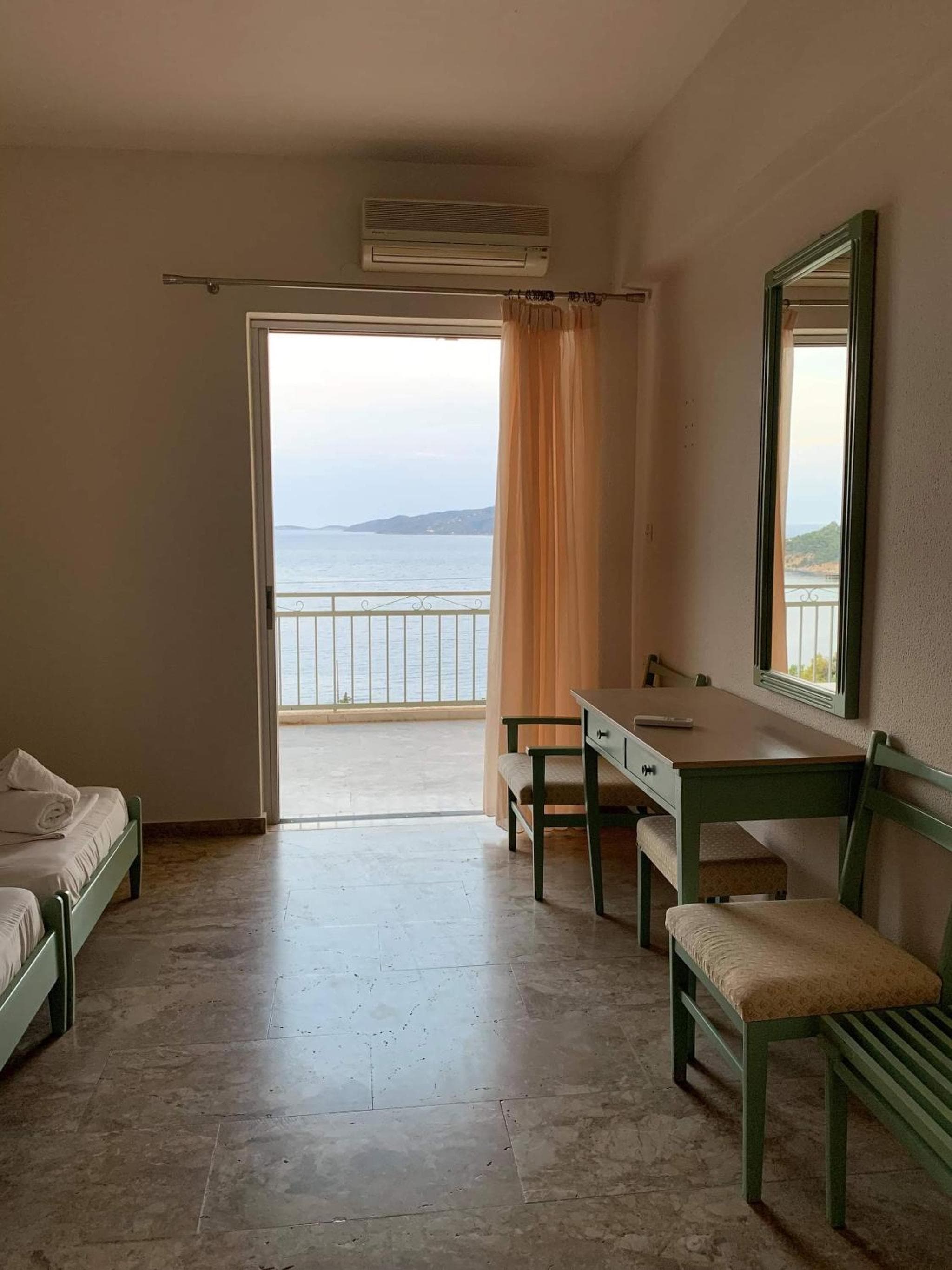 Fedra Apartments, Poros, photo 3