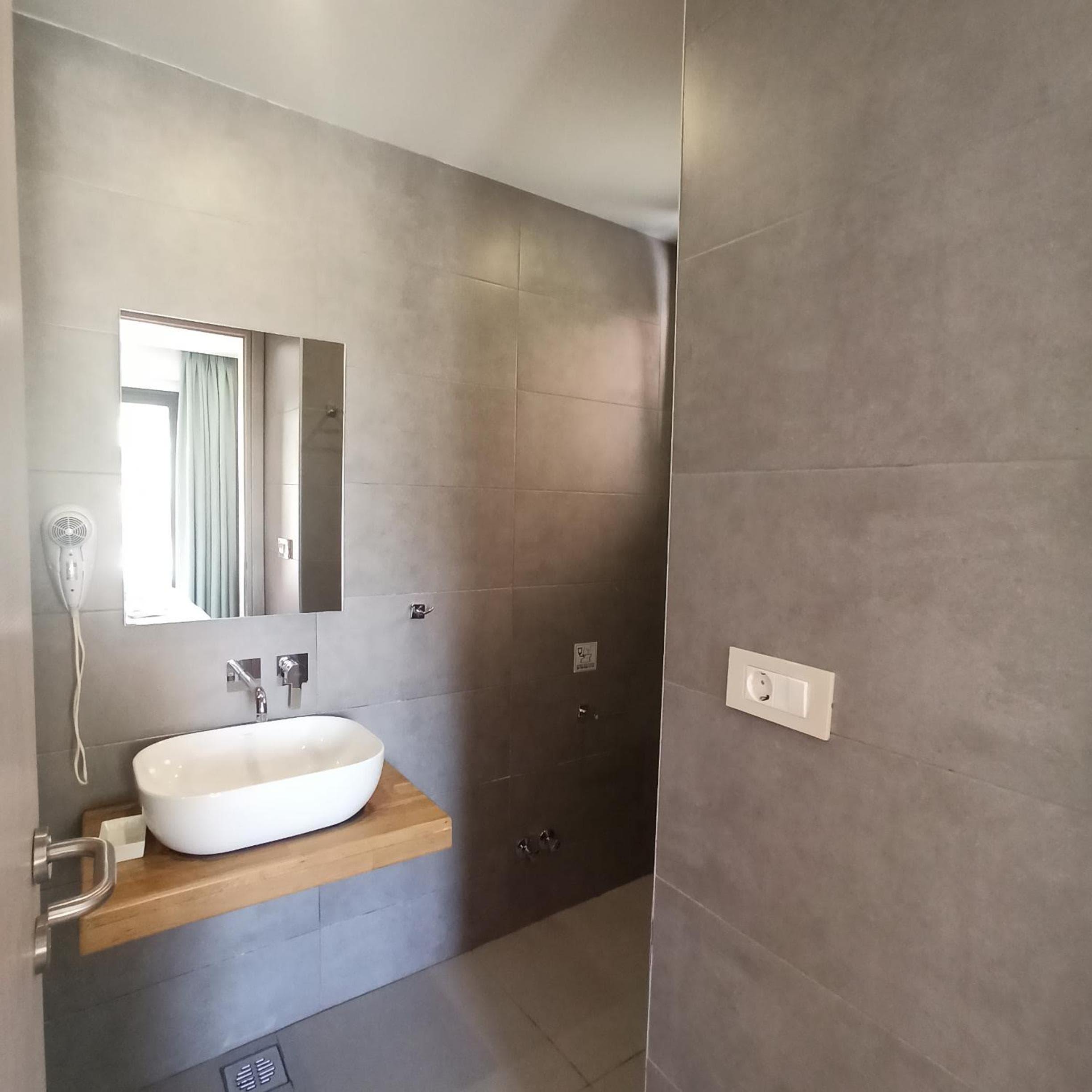 Trianon Studios, Tsilivi, photo 3