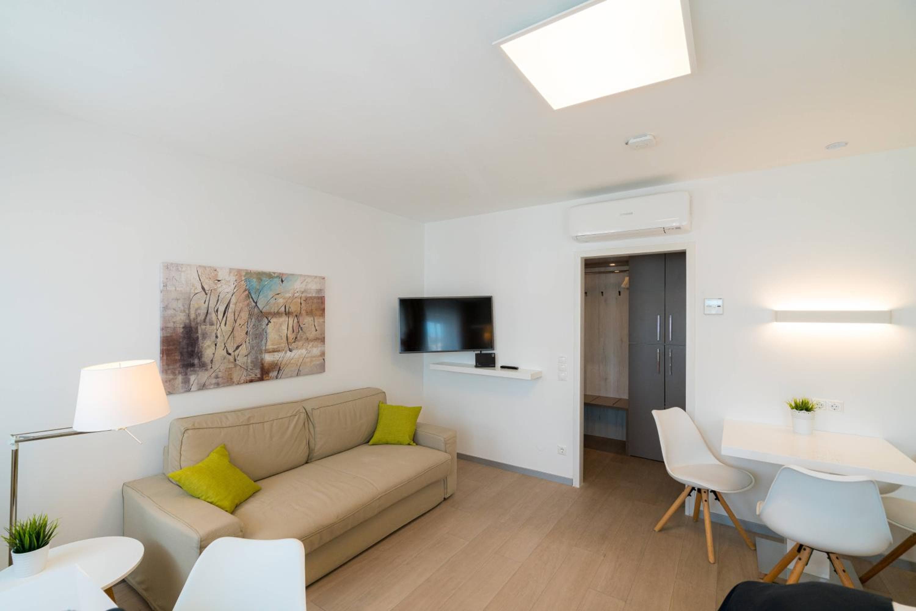 Vienna Residence, Rochusmarkt - Wien Mitte, Vienna, photo 3