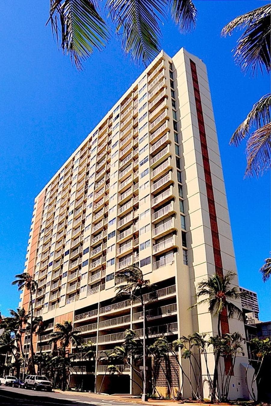 Waikiki Beach Condominiums, Honolulu