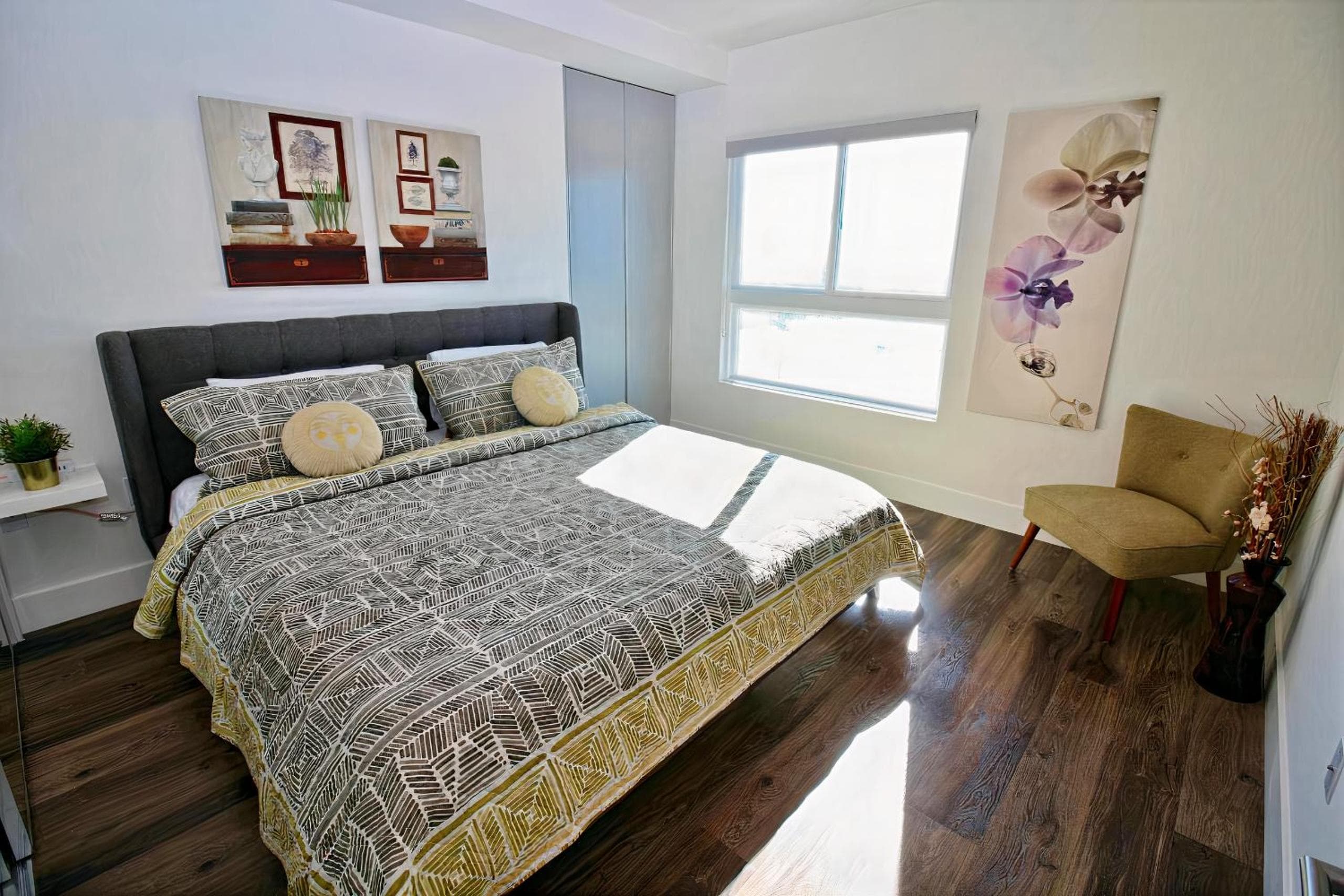 Los Angeles Premium City Suites - Free Secured Parking, Los Angeles