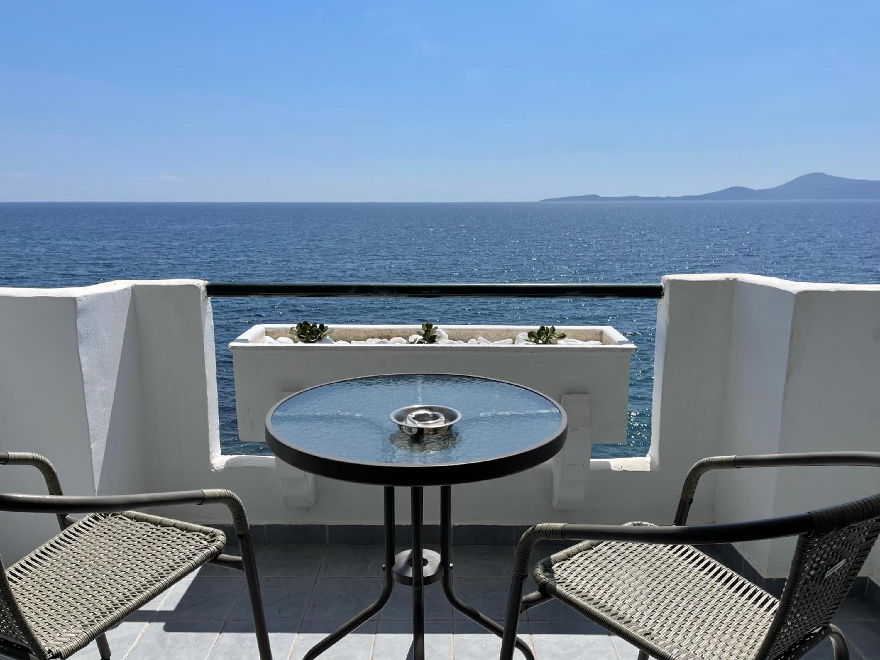 Apollon Hotel, Methana, photo 2