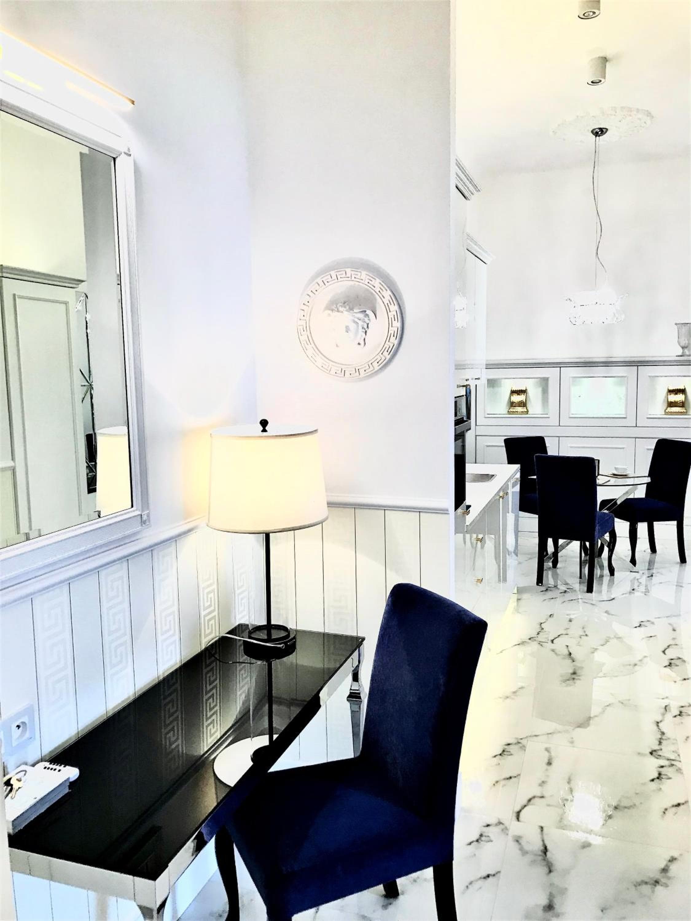 MONDRIAN Luxury Suites UNESCO Old Town, Warsaw, photo 3