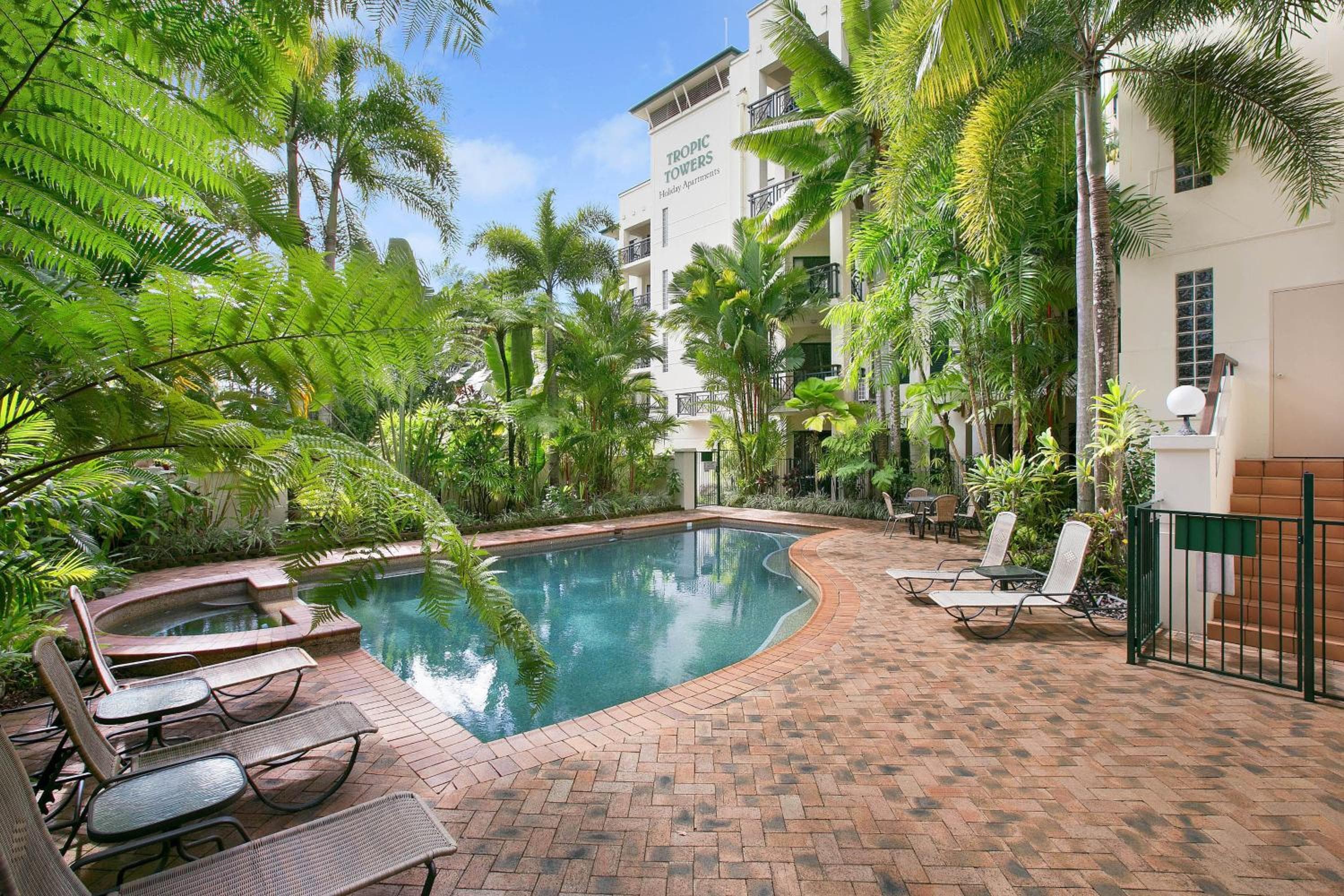 Tropic Towers Apartments, Cairns, photo 3