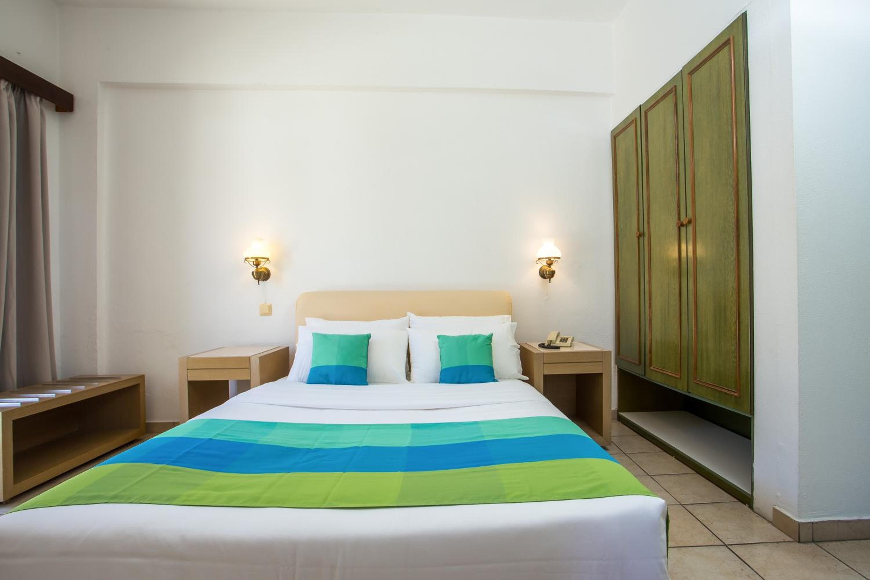Royal Aparthotel City Centre, Rhodes Town, photo 6