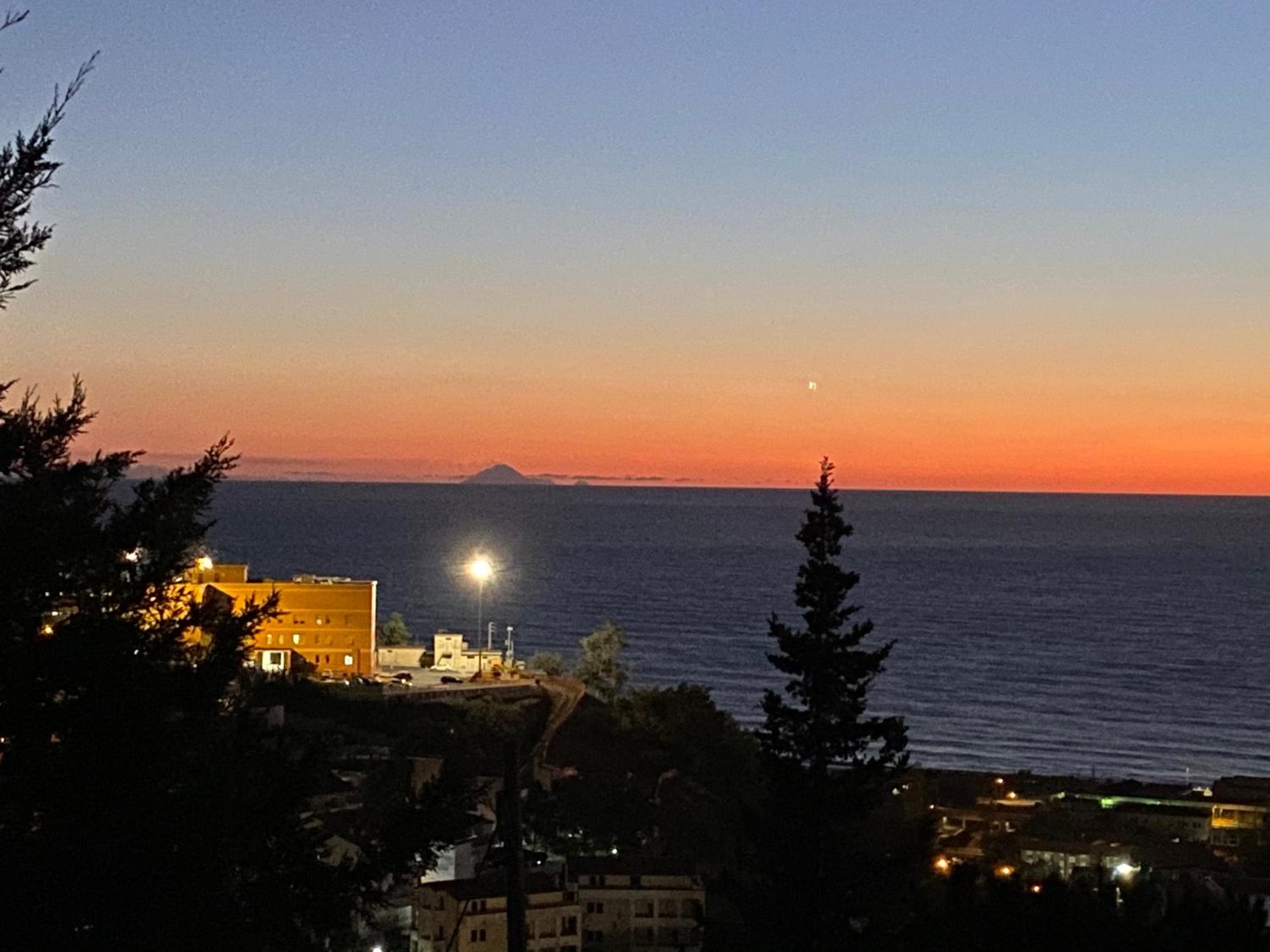 Vista Stromboli, Paola