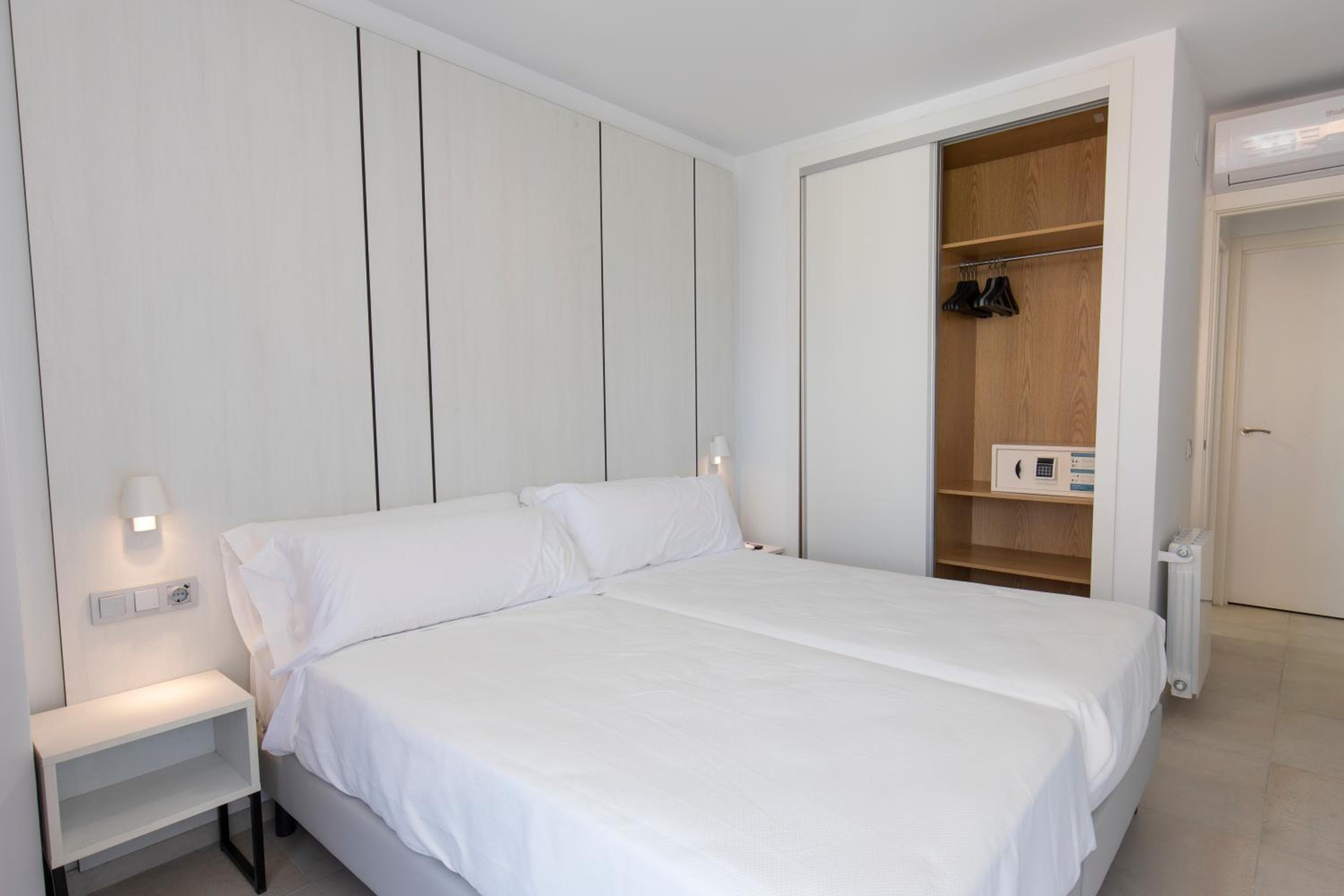 Aparthotel BCL Levante Beach, Benidorm, photo 5