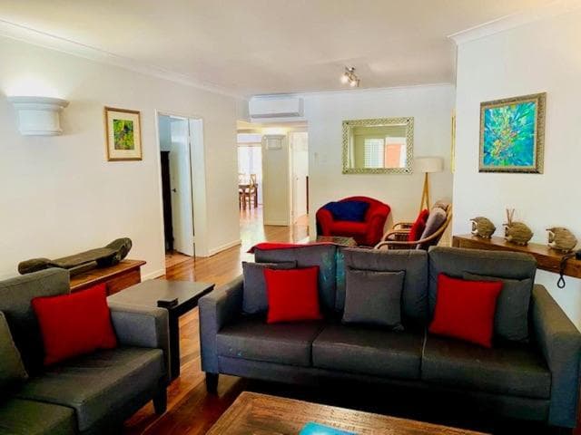 BeachView Apartments at Villa Paradiso, Palm Cove, photo 4