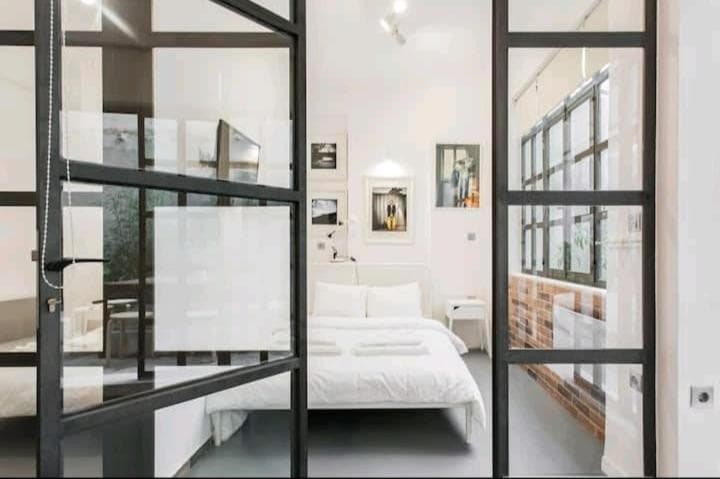 Fashionable Base in Central Athens in the Old Tailor Factory, Athens, photo 4
