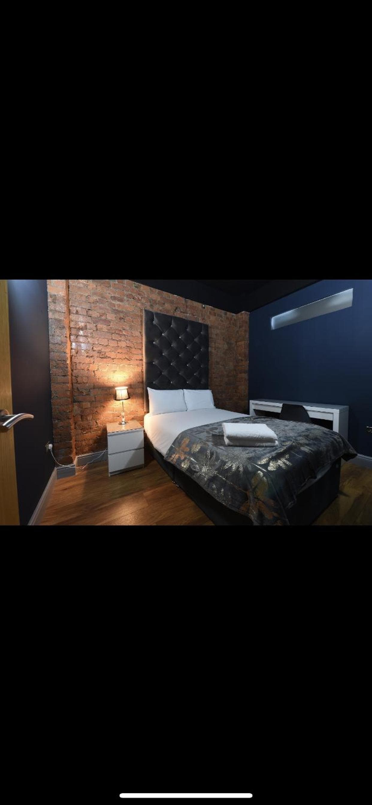 Swan Street Townhouse Hot Tub & Roof Terrace, Manchester, photo 4