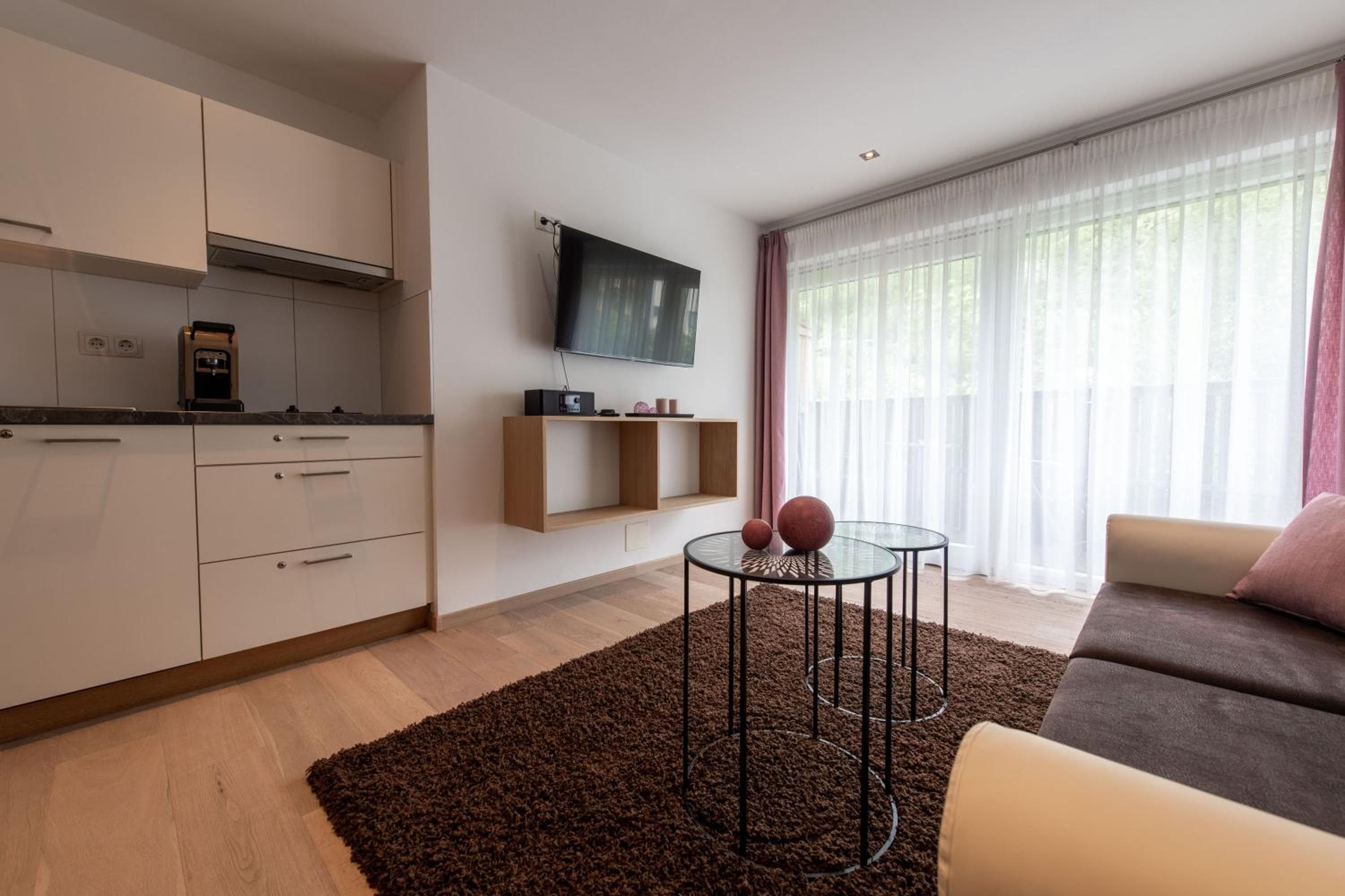 Lapis Monti Apartments & Suites, Burgusio, photo 2
