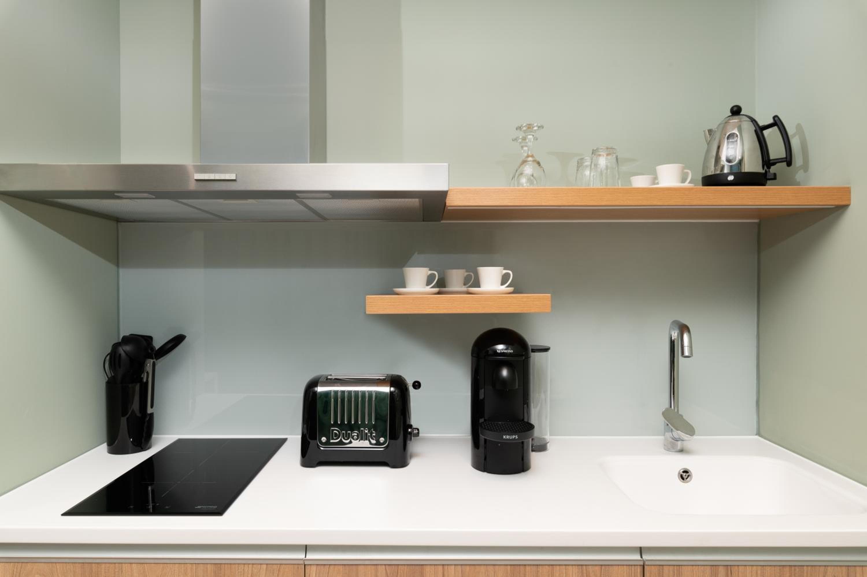 The Lincoln Suites, London, photo 6